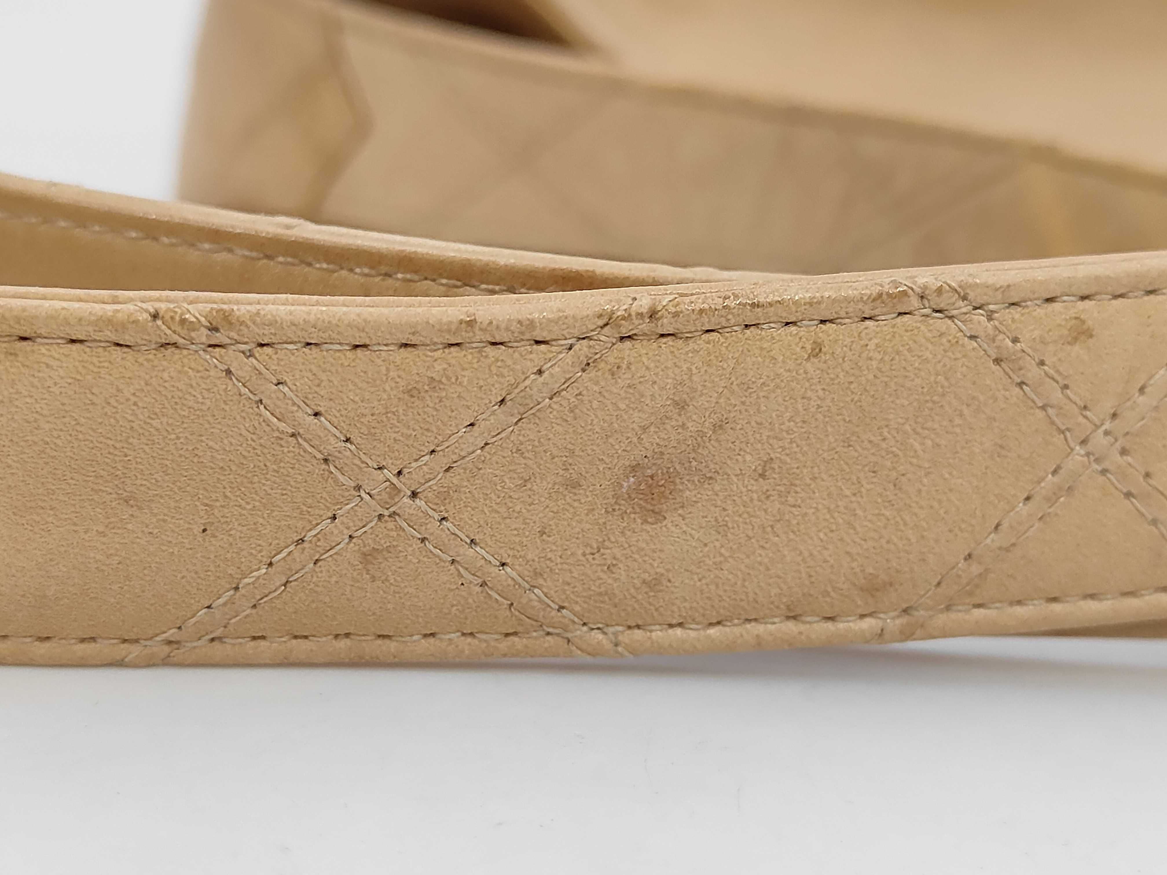 Matelassé Beige Shoulder Bag (Serial Number 0) — view 6