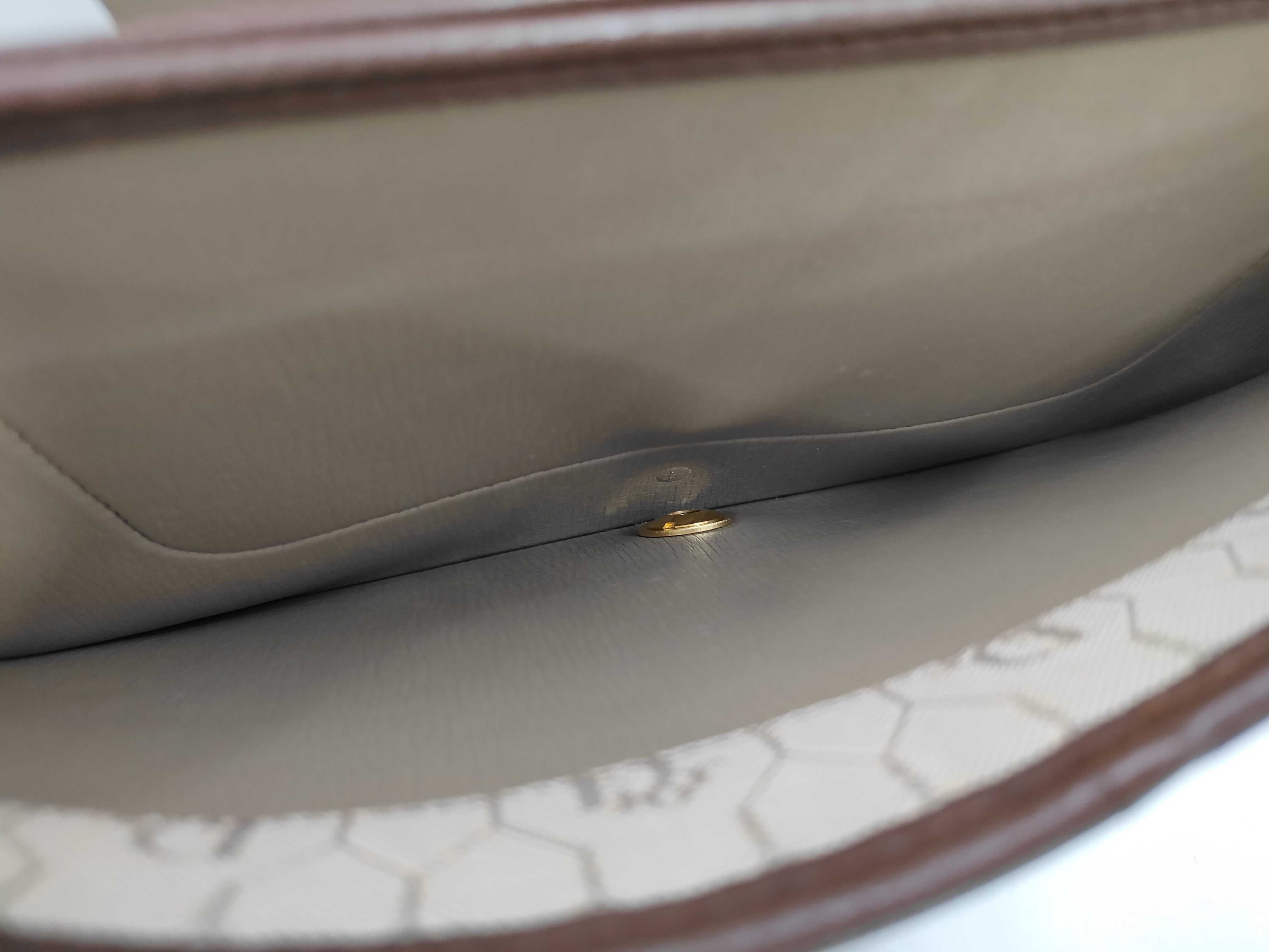Vintage Chain Shoulder Bag — view 9