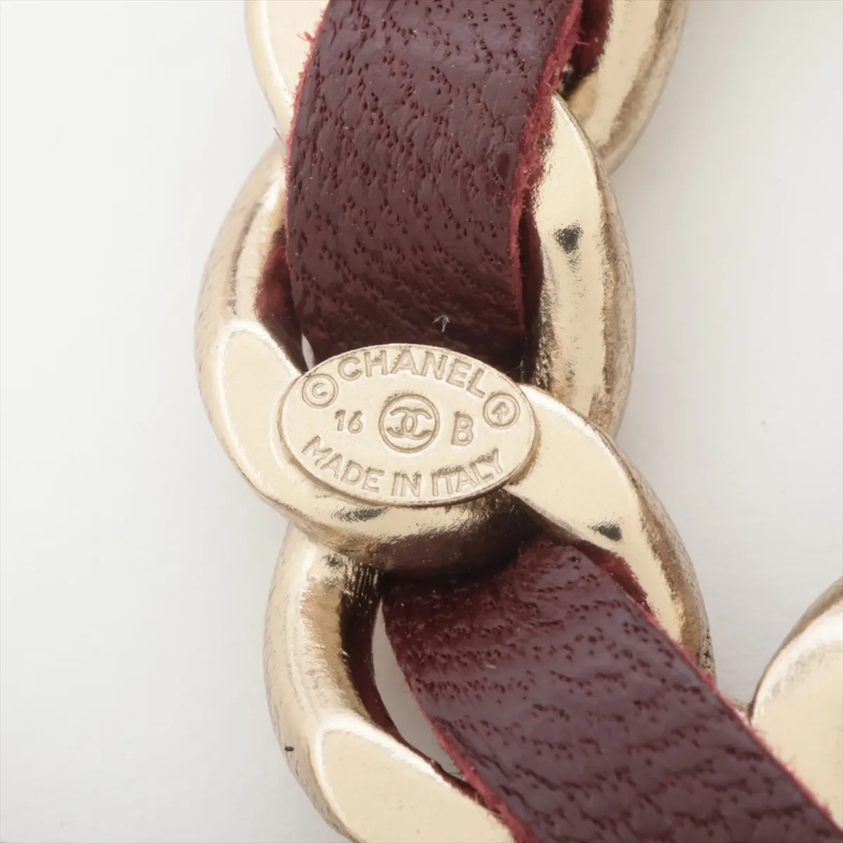Cocomark 16B Brooch GP x Leather Gold x Red — view 4