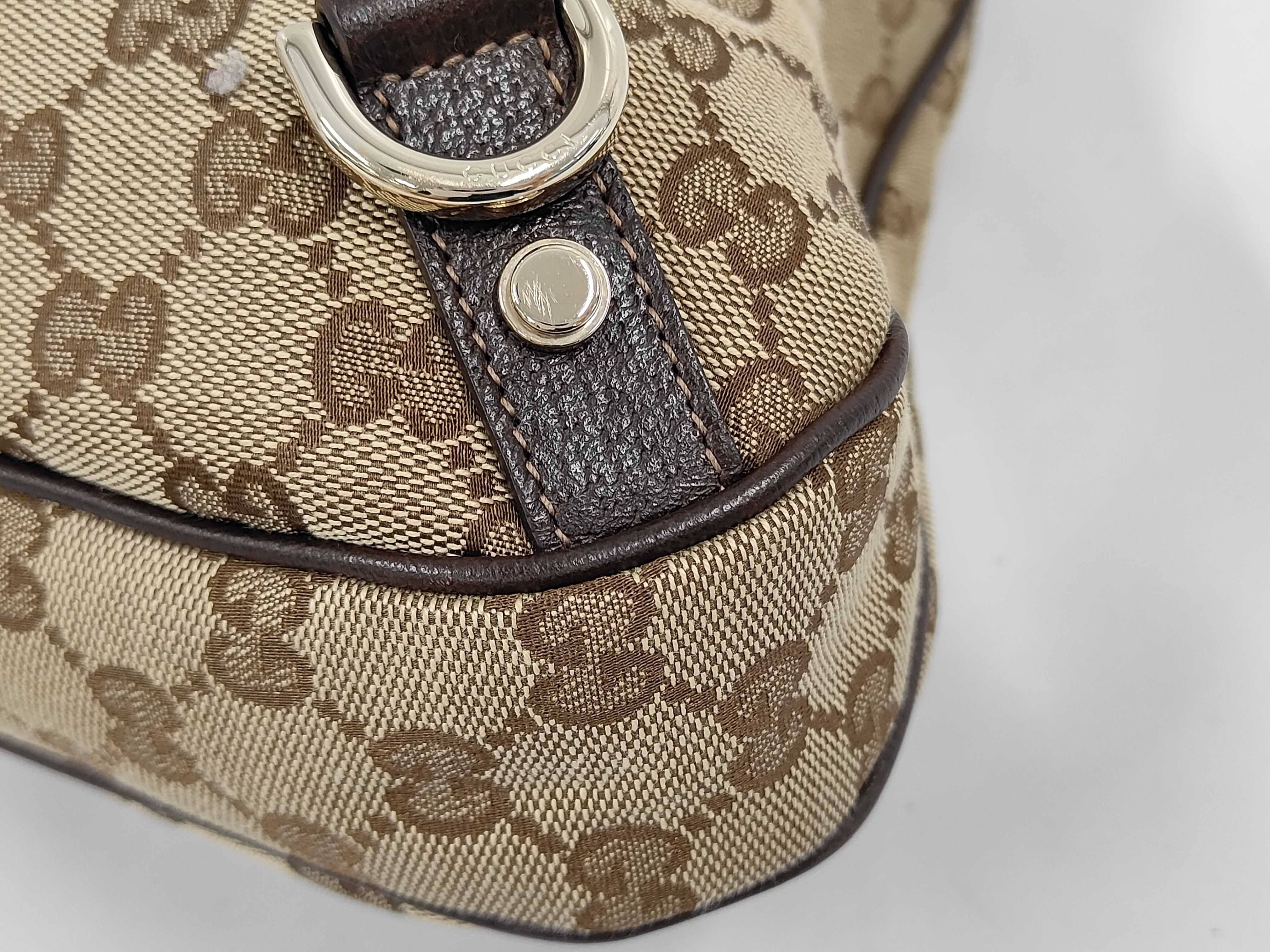 One-Shoulder Bag (Shoulder Bag) — view 4