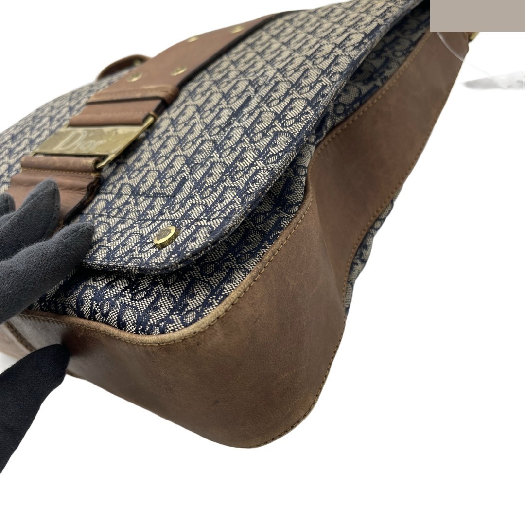 Trotter (bag) - Shoulder bag — view 4