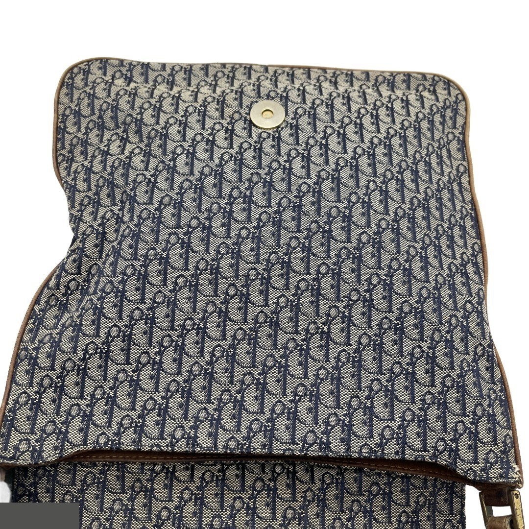 Trotter (bag) - Shoulder bag — view 8