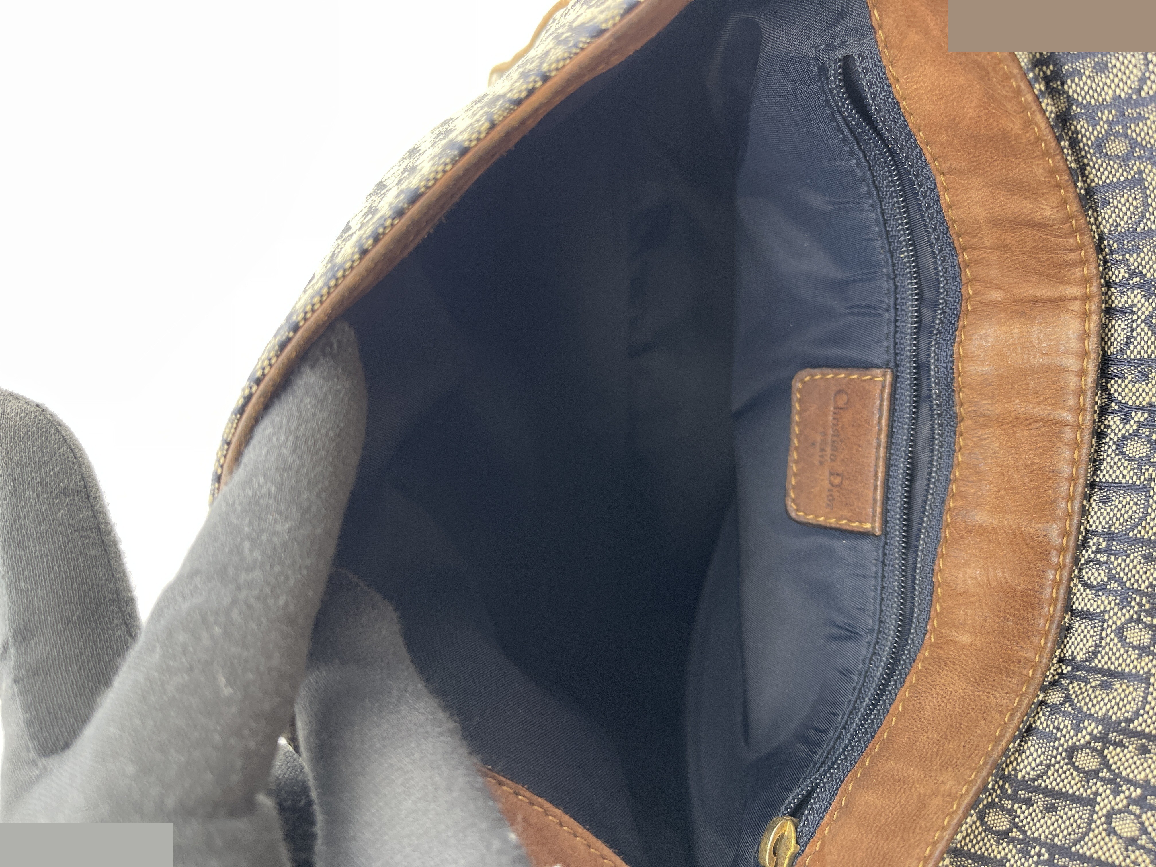 Trotter (bag) - Shoulder bag — view 9