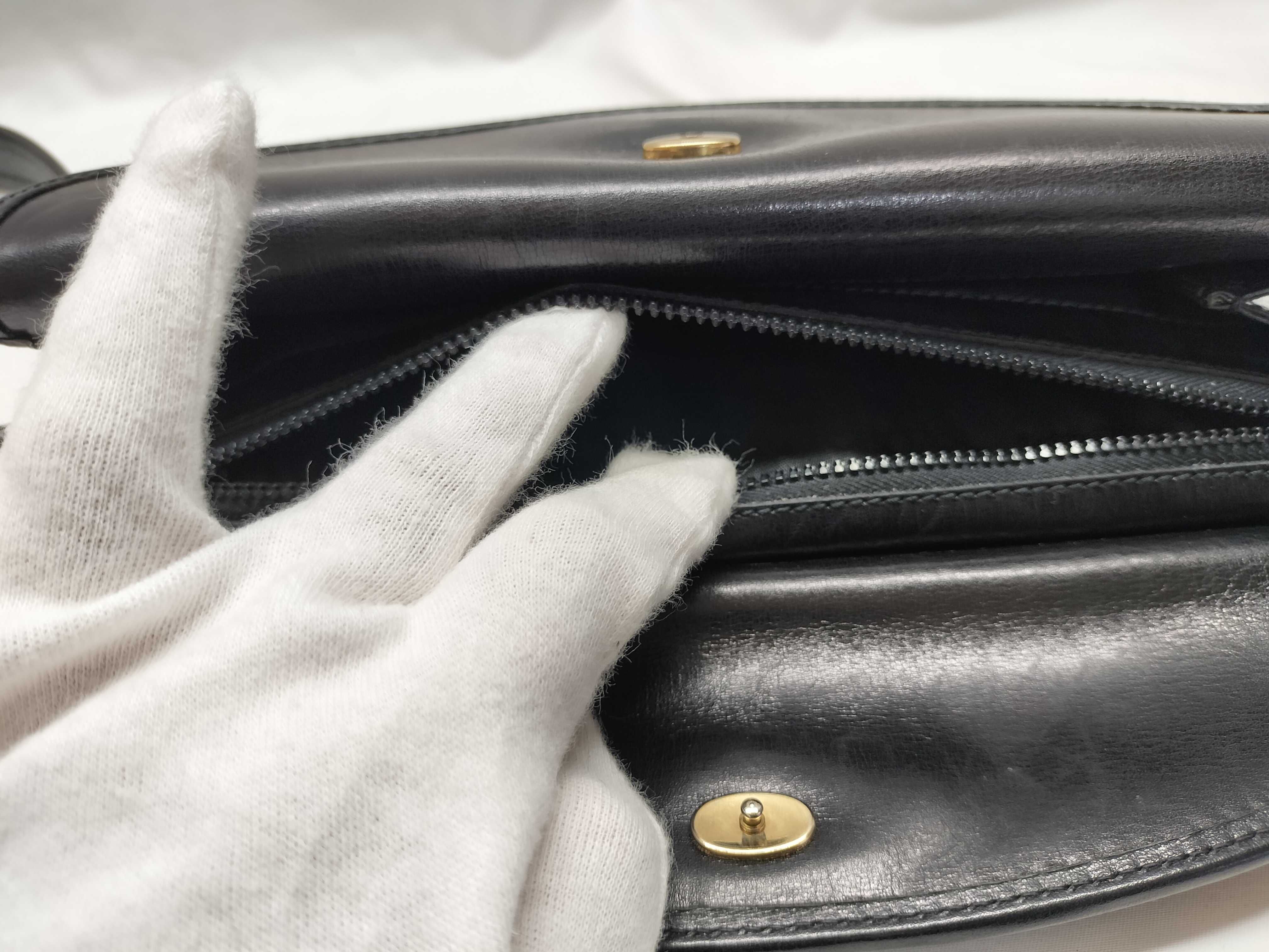 Old Leather Vintage GG Shoulder Bag — view 11
