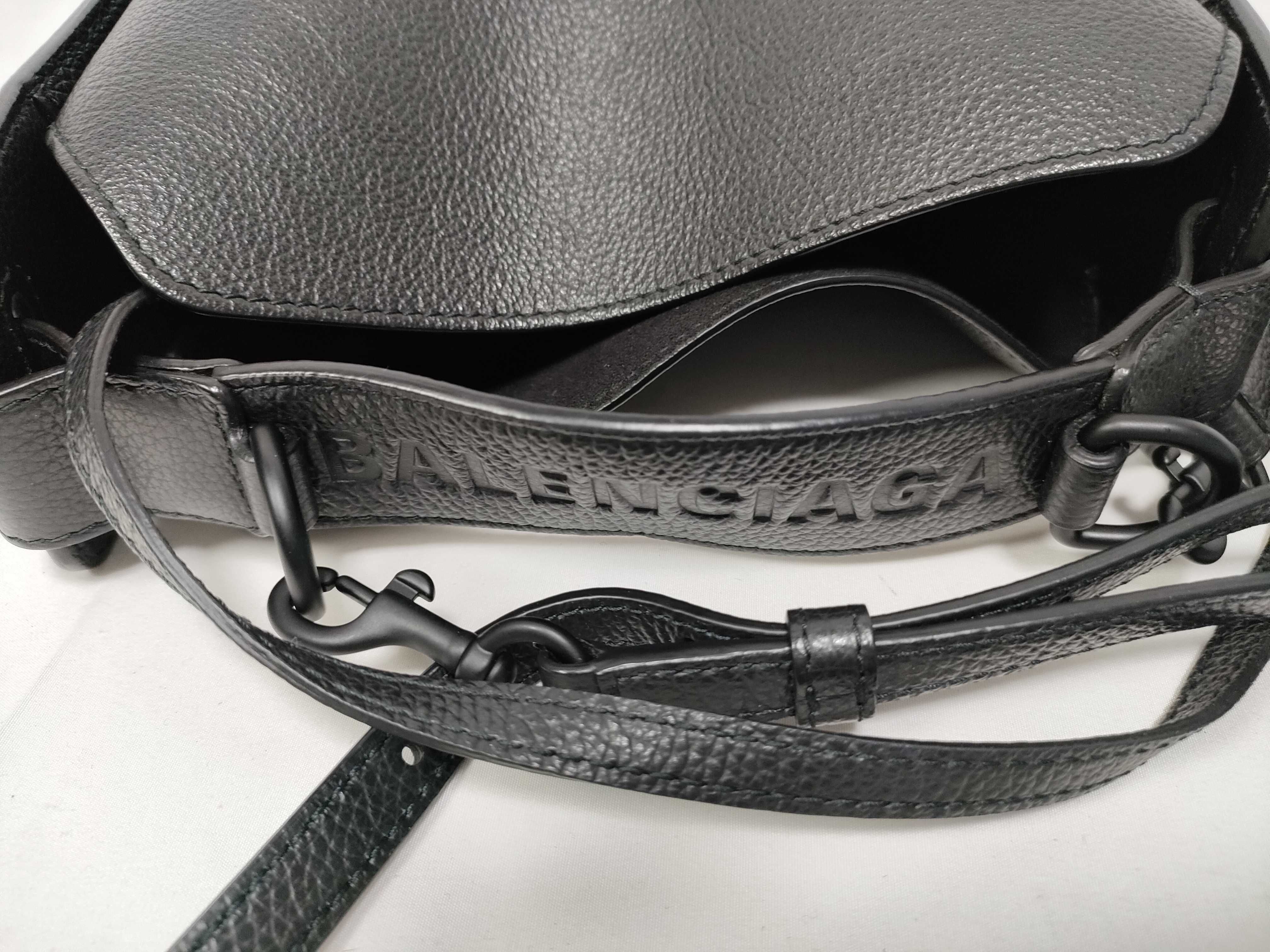 North South Shoulder Bag — view 8