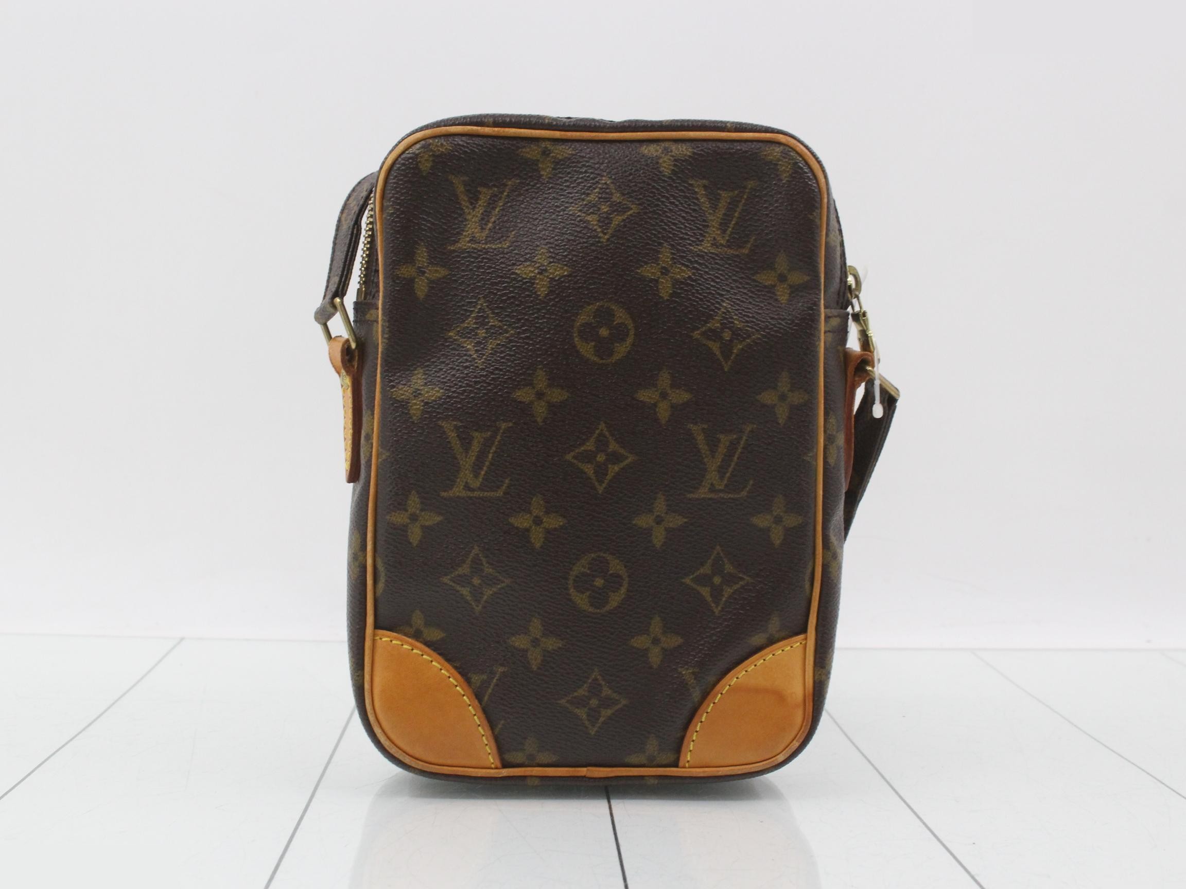 Danup Monogram Shoulder Bag M45266 — view 2