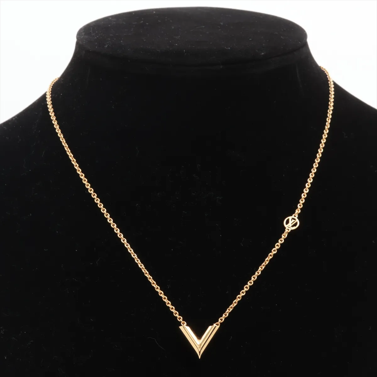 M00857 Essential V LE2244 Necklace, GP Gold. Shows signs of wear including — view 5