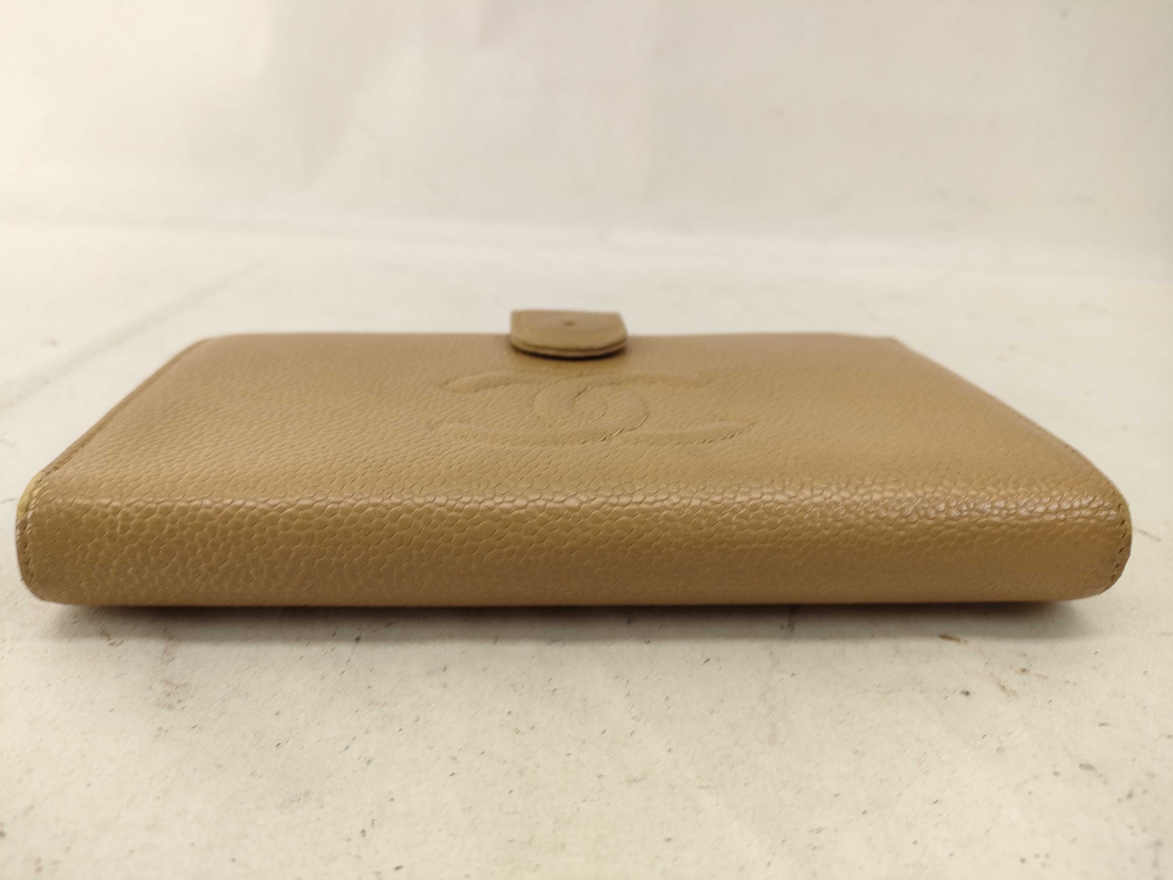 Caviar Skin Clasp Folding Wallet (Series 8) — view 3