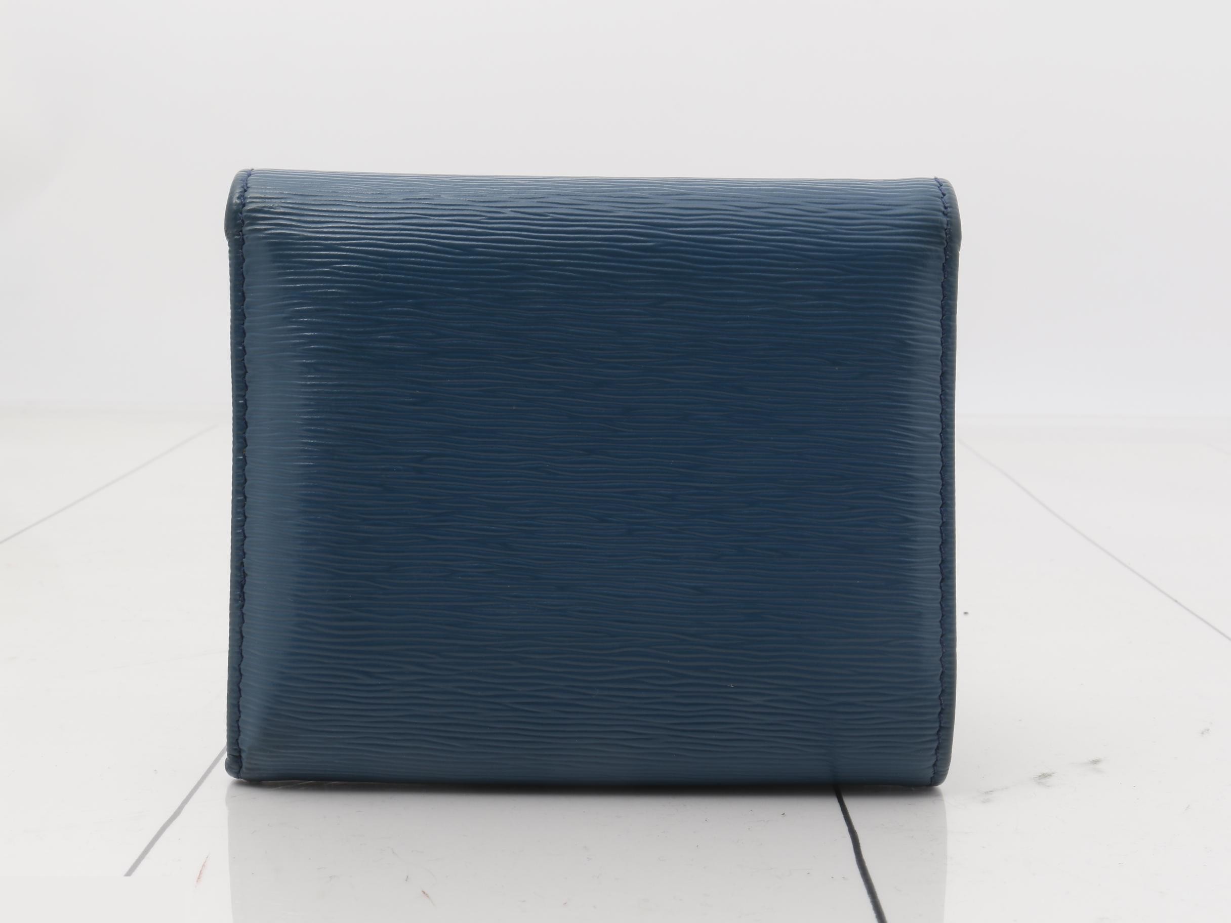 Other lines: Bags and Wallets — view 2