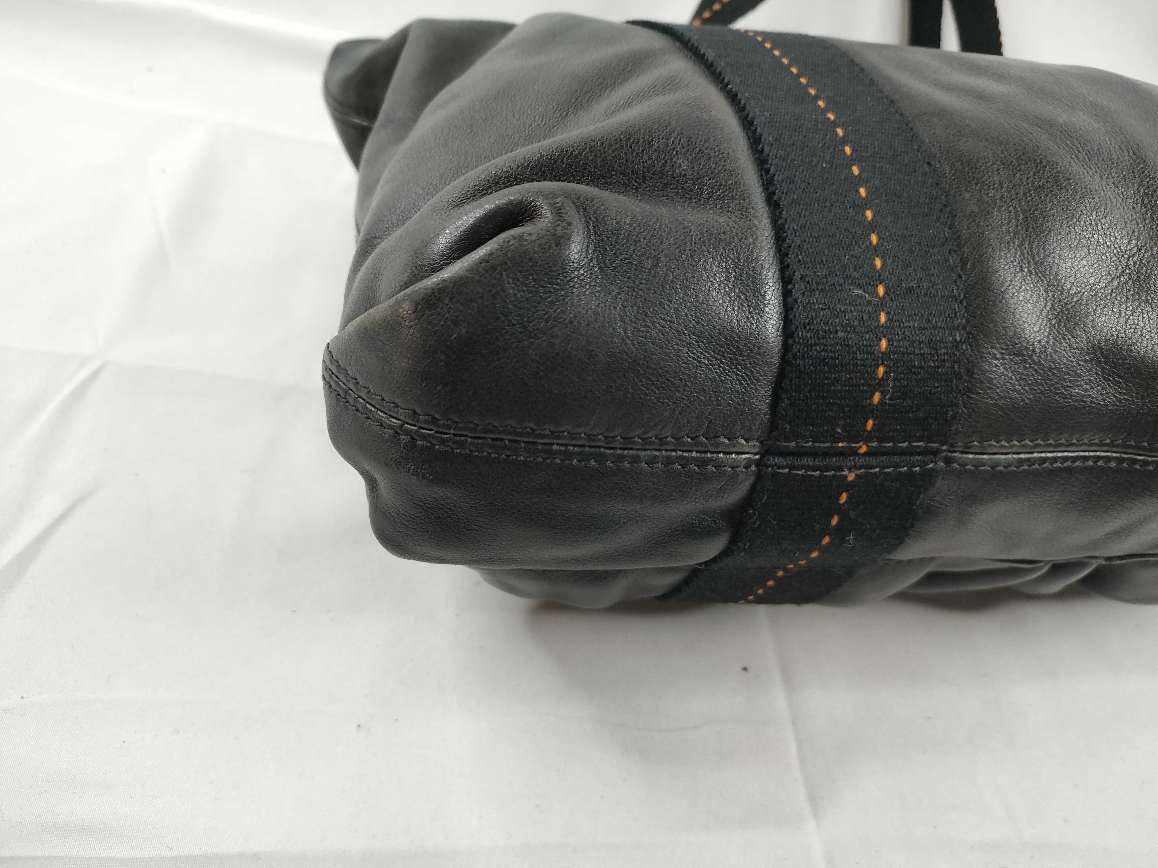 Caravan Horizontal / Black / Leather / 2-Way Tote Bag — view 3