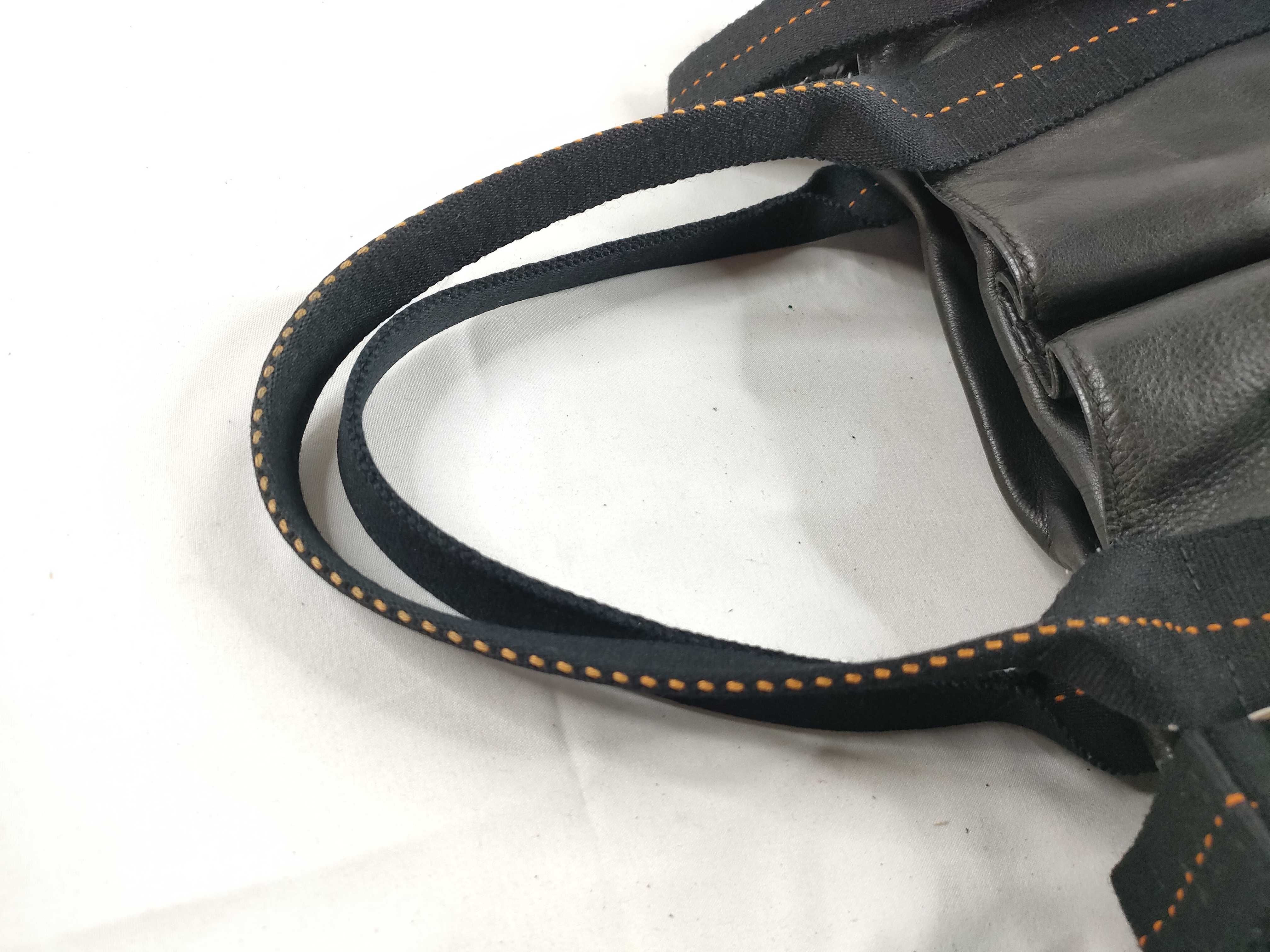 Caravan Horizontal / Black / Leather / 2-Way Tote Bag — view 6