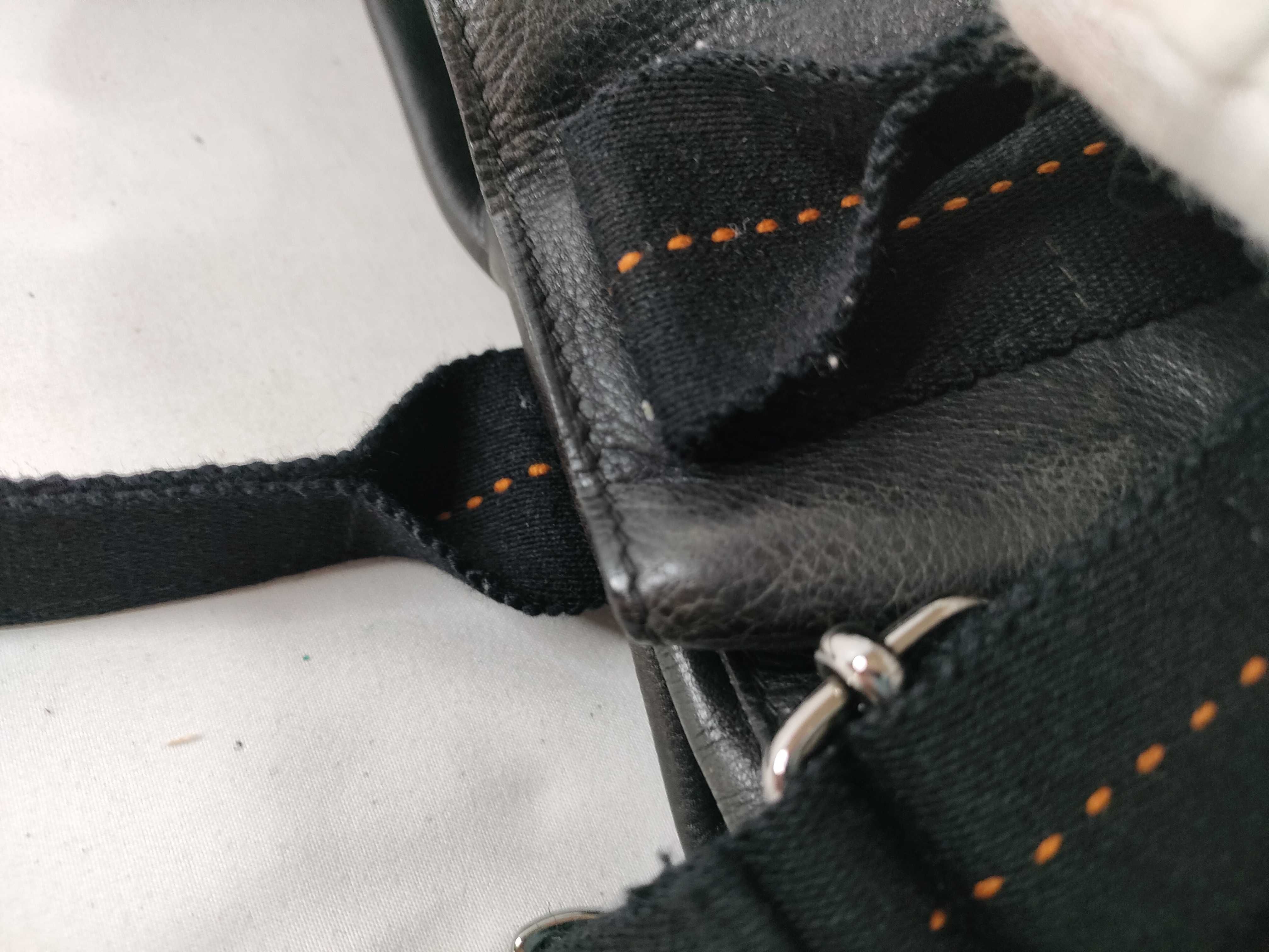 Caravan Horizontal / Black / Leather / 2-Way Tote Bag — view 8