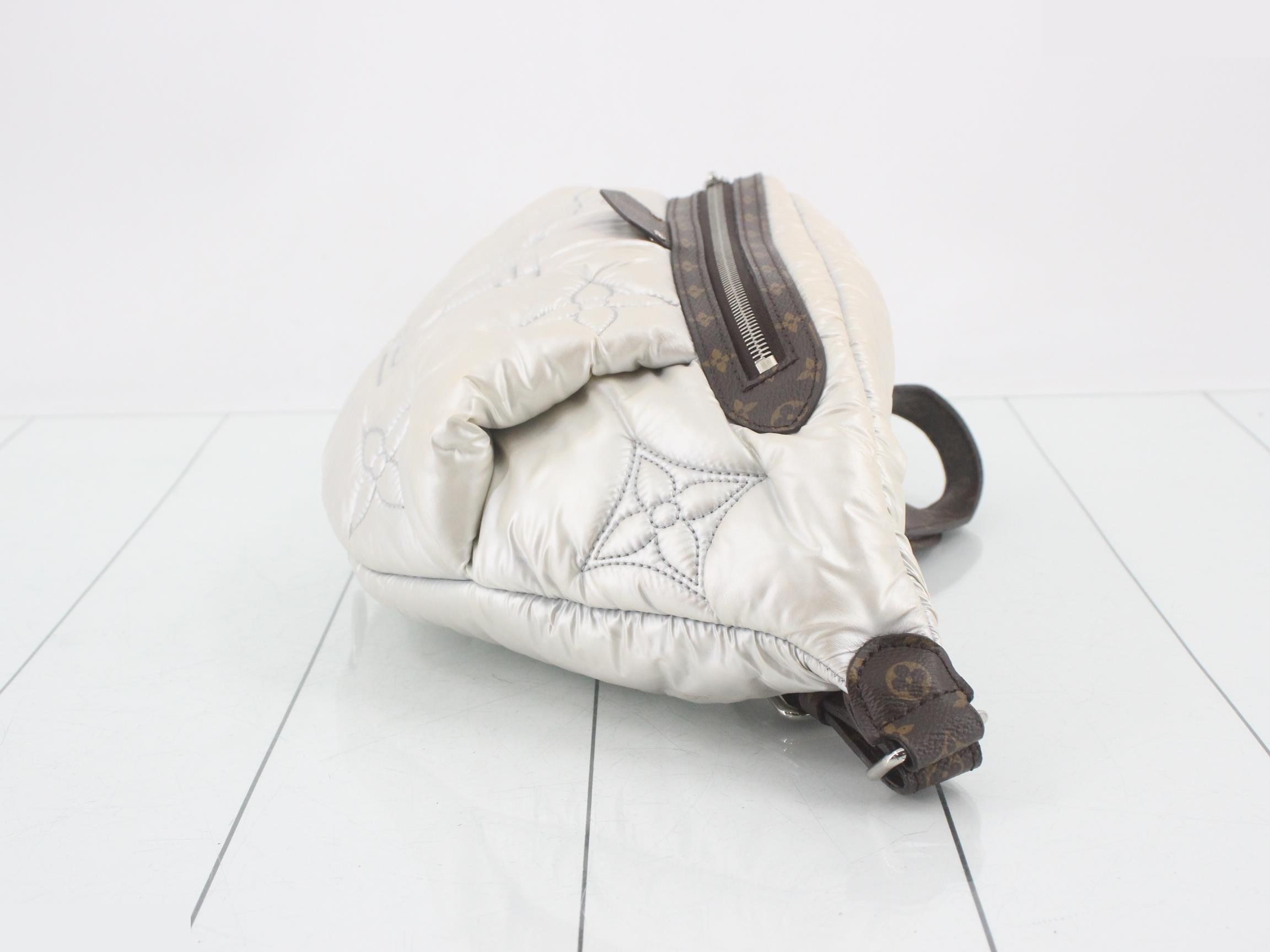 LV Pillow Maxi Bum Bag — view 3