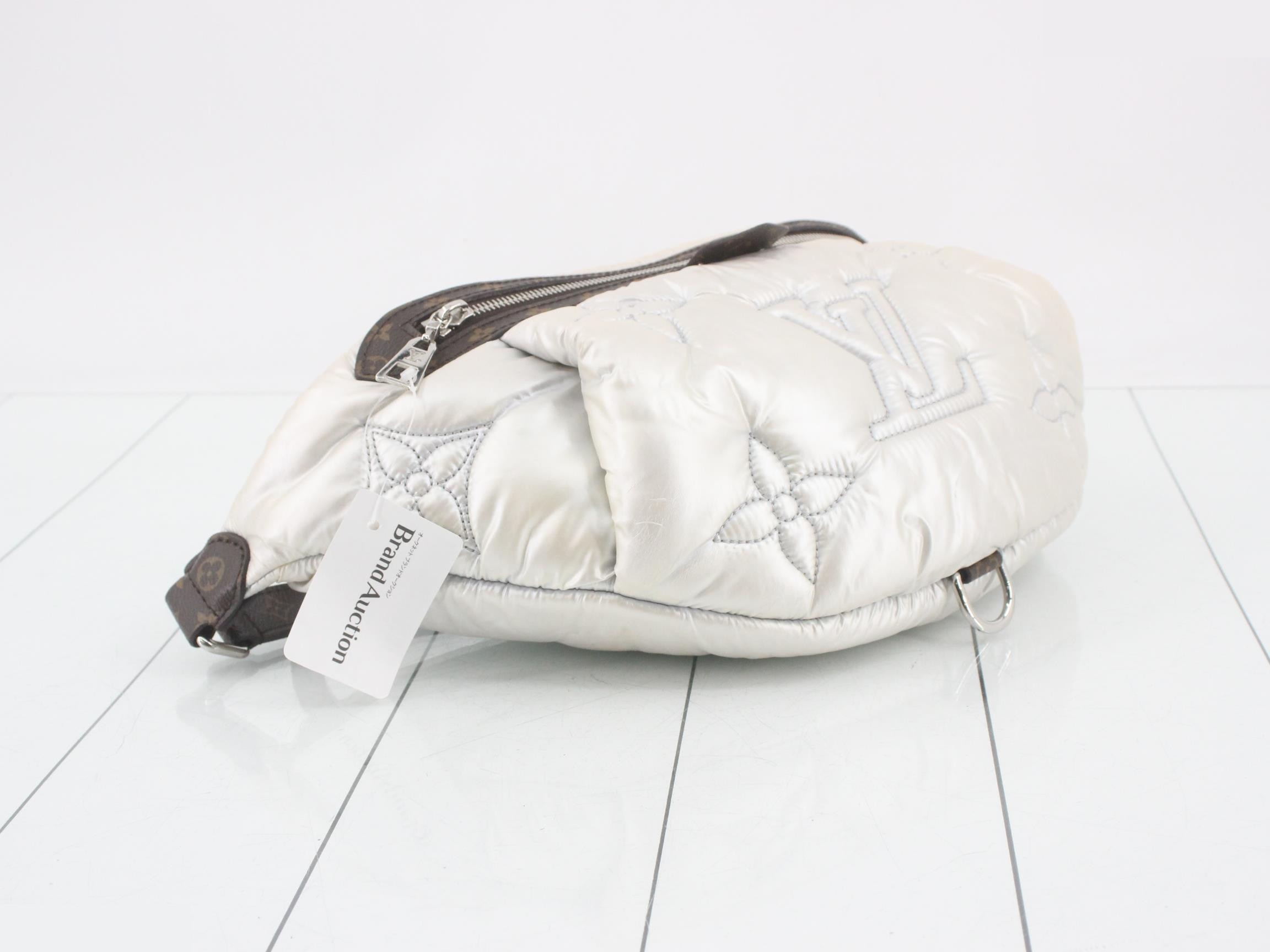 LV Pillow Maxi Bum Bag — view 5
