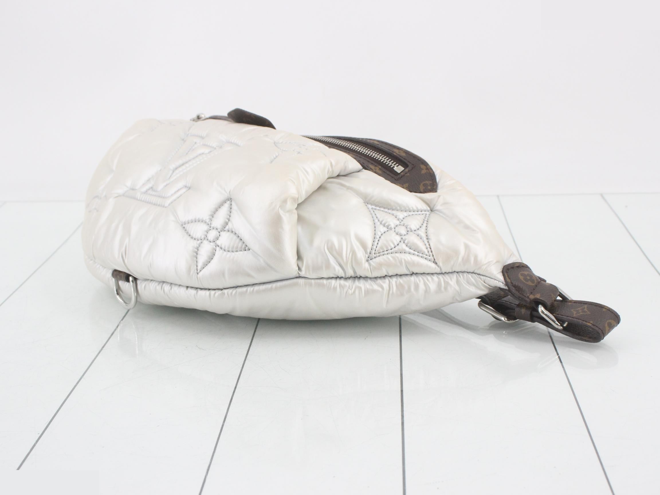 LV Pillow Maxi Bum Bag — view 6
