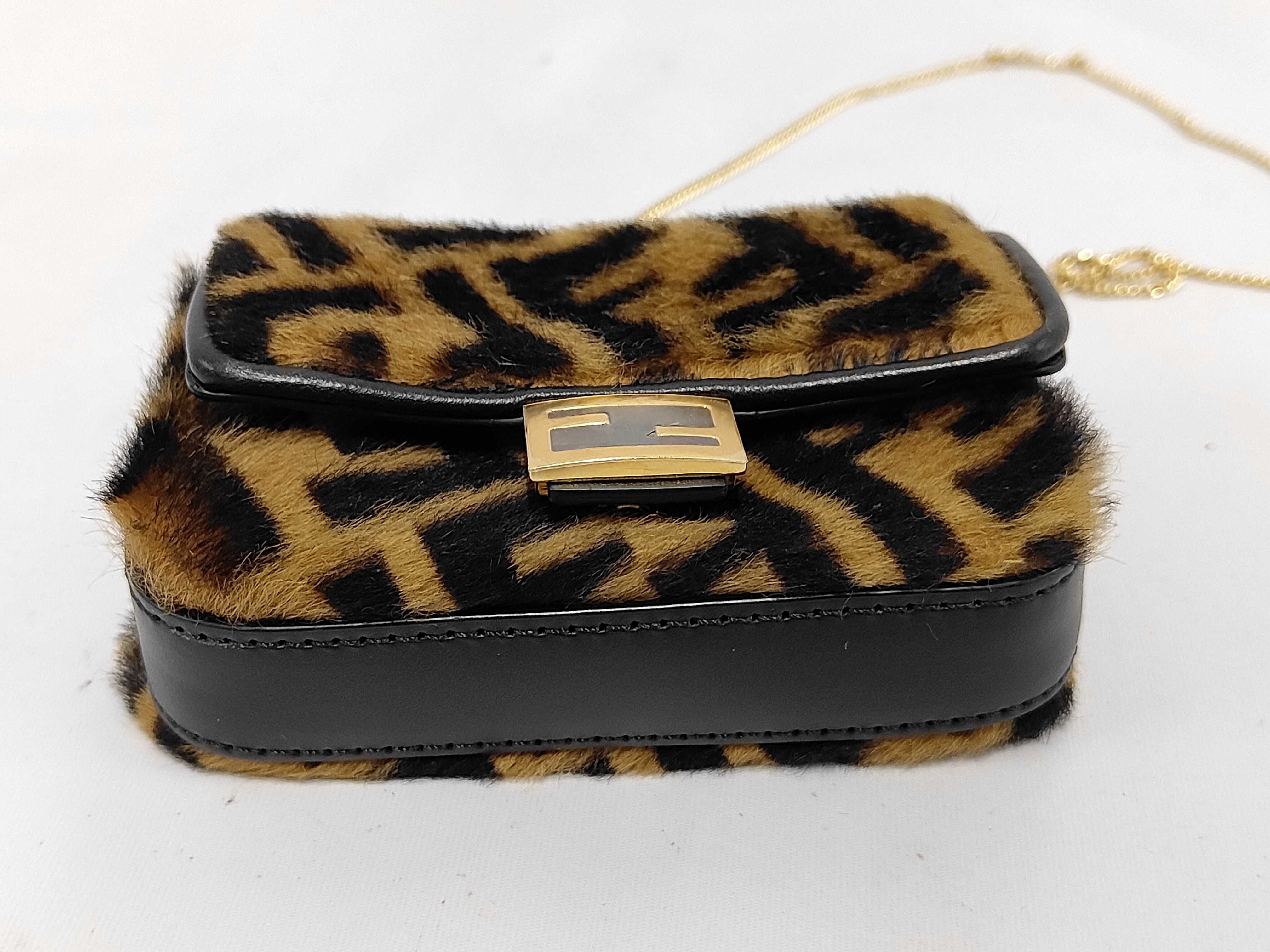 Mamma Boa Zucca Chain Shoulder Bag — view 3