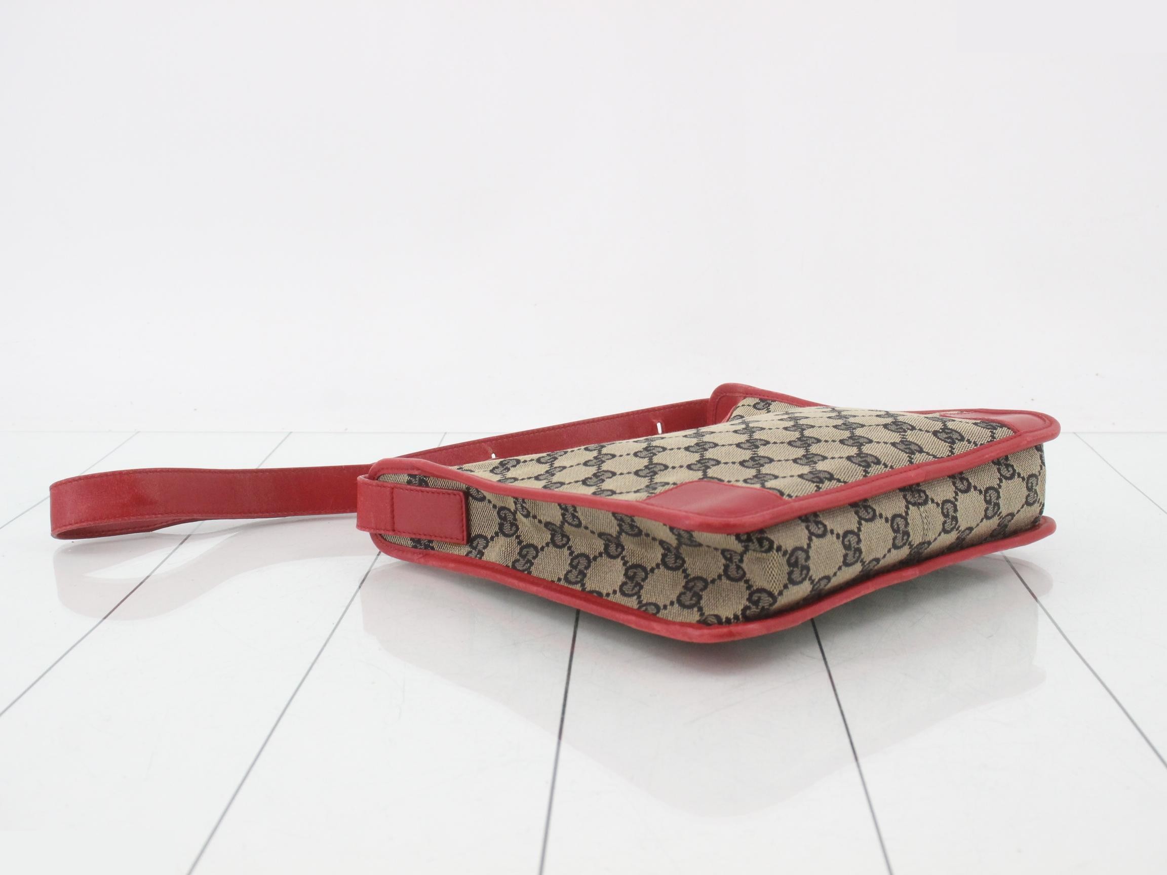 GG Canvas (Bag) - Shoulder Bag — view 5