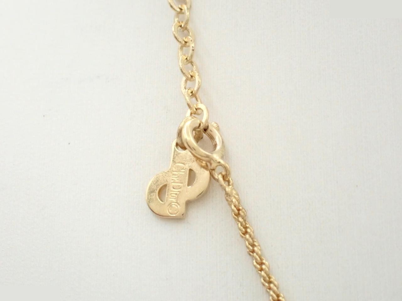 Other lines: precious metals, necklaces, pendants — view 2