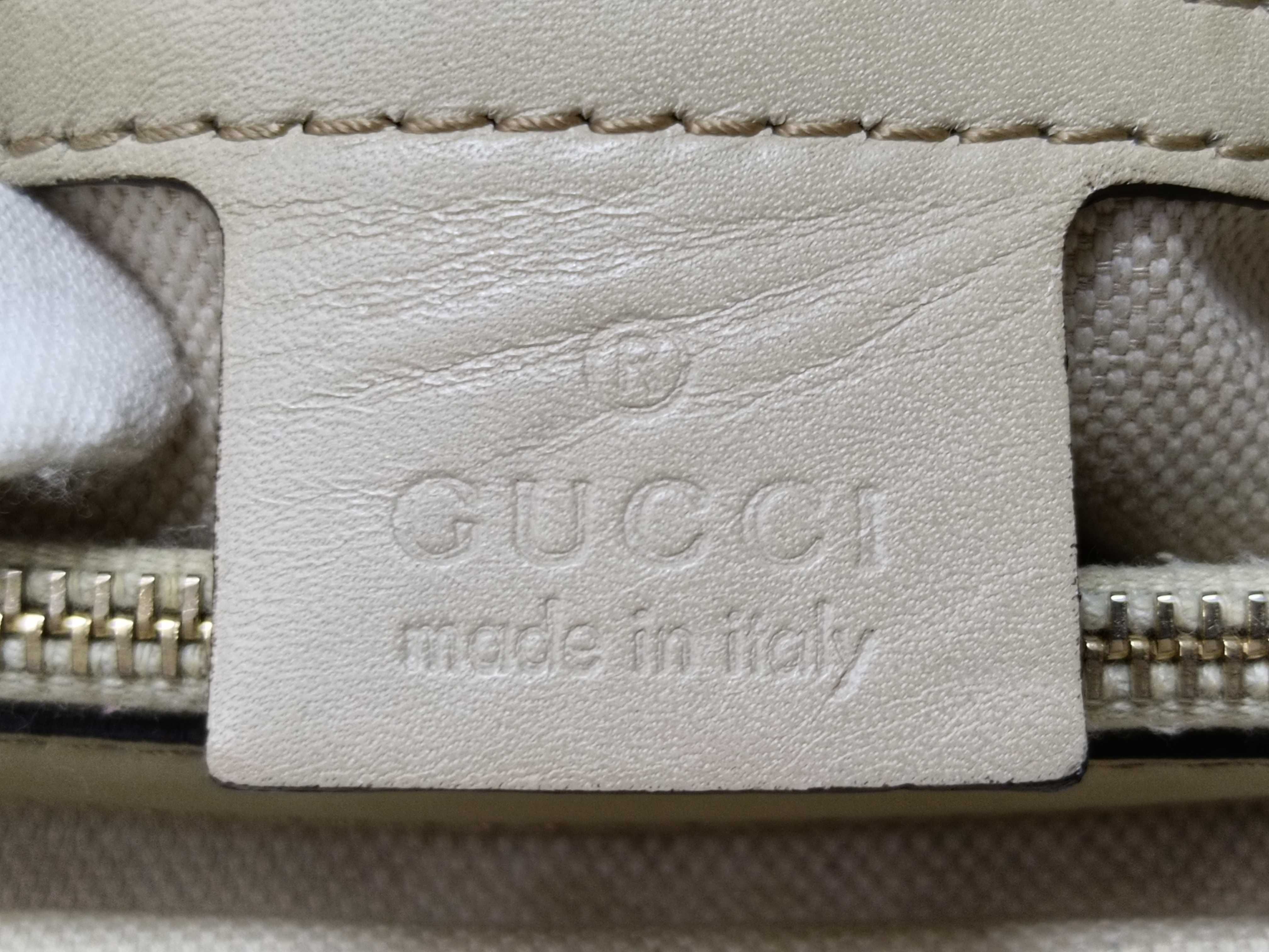 GG Lovely Line Heart Charm Canvas Leather Beige Handbag — view 15