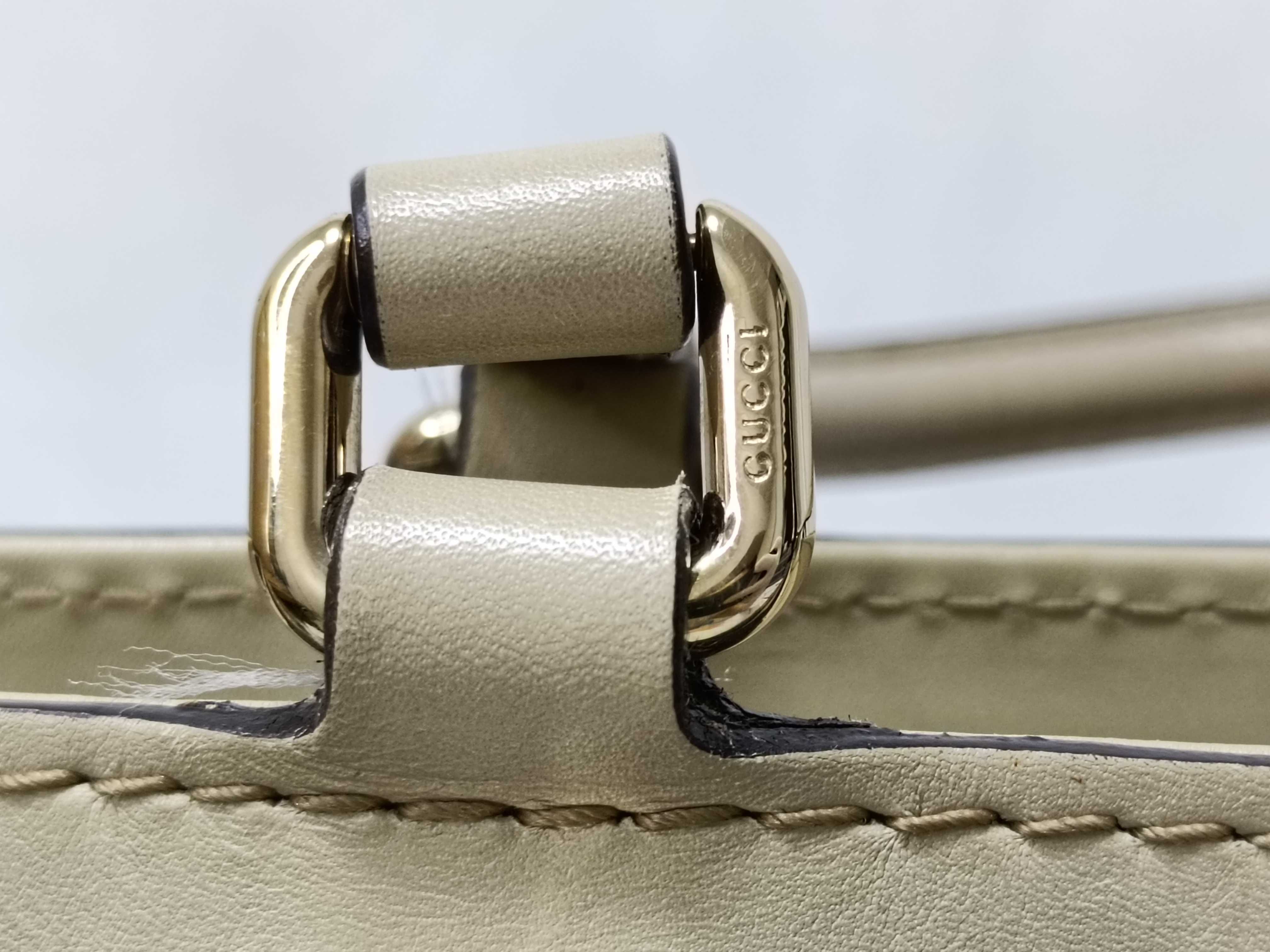 GG Lovely Line Heart Charm Canvas Leather Beige Handbag — view 6