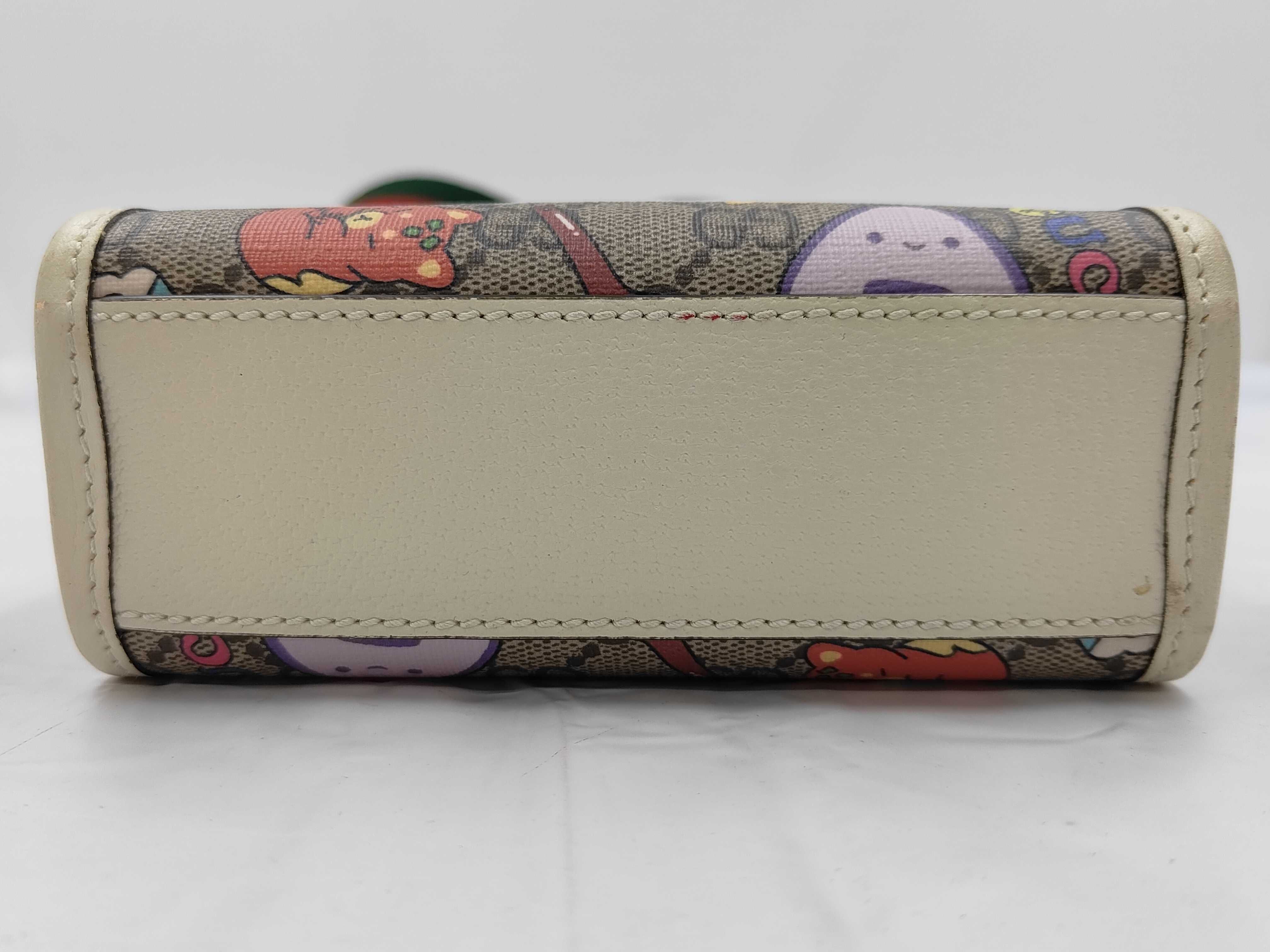 GG Canvas KAWAII Collaboration Shoulder Bag — view 6