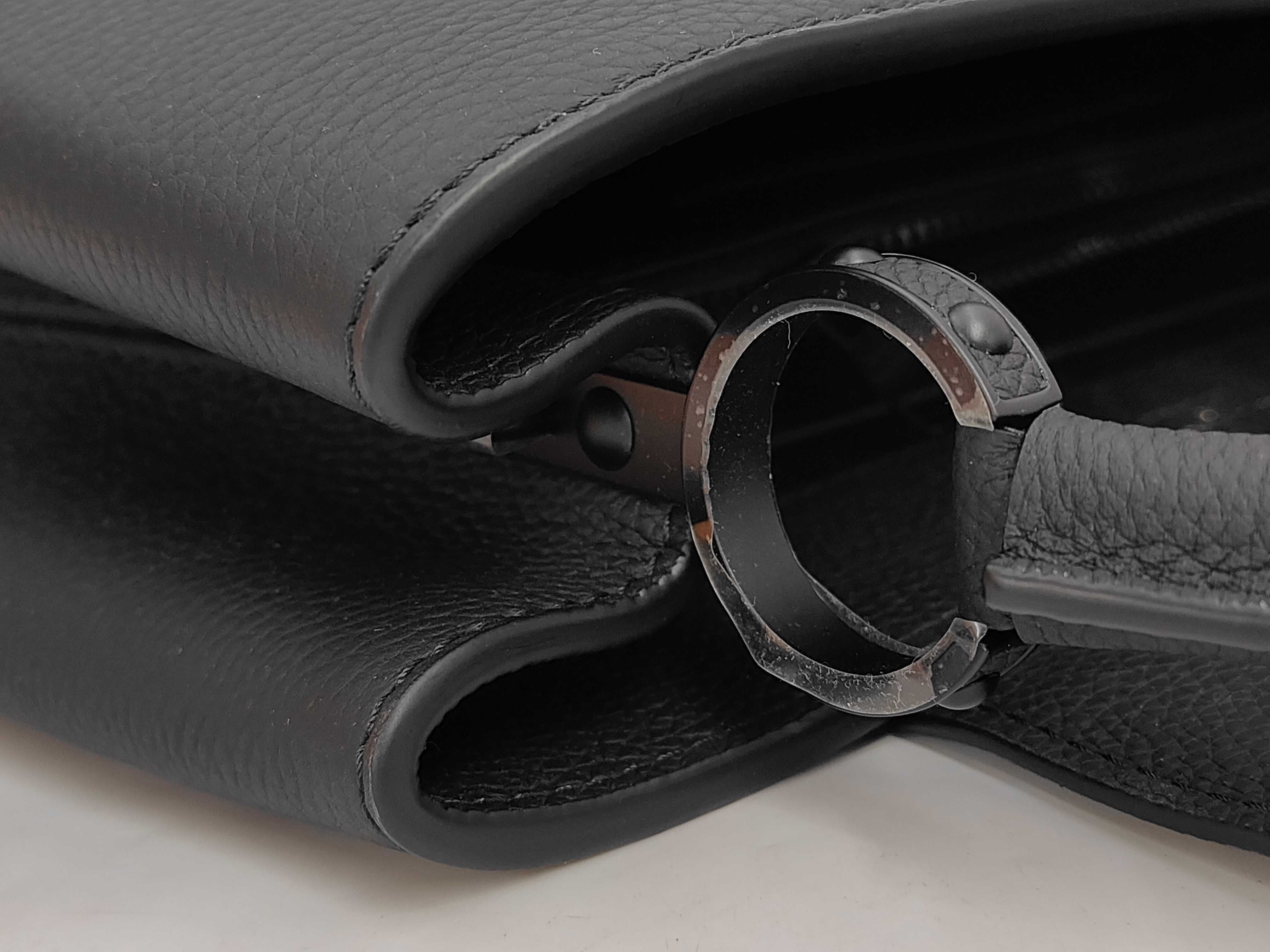 Capucines EW MM M23955 Handbag — view 11