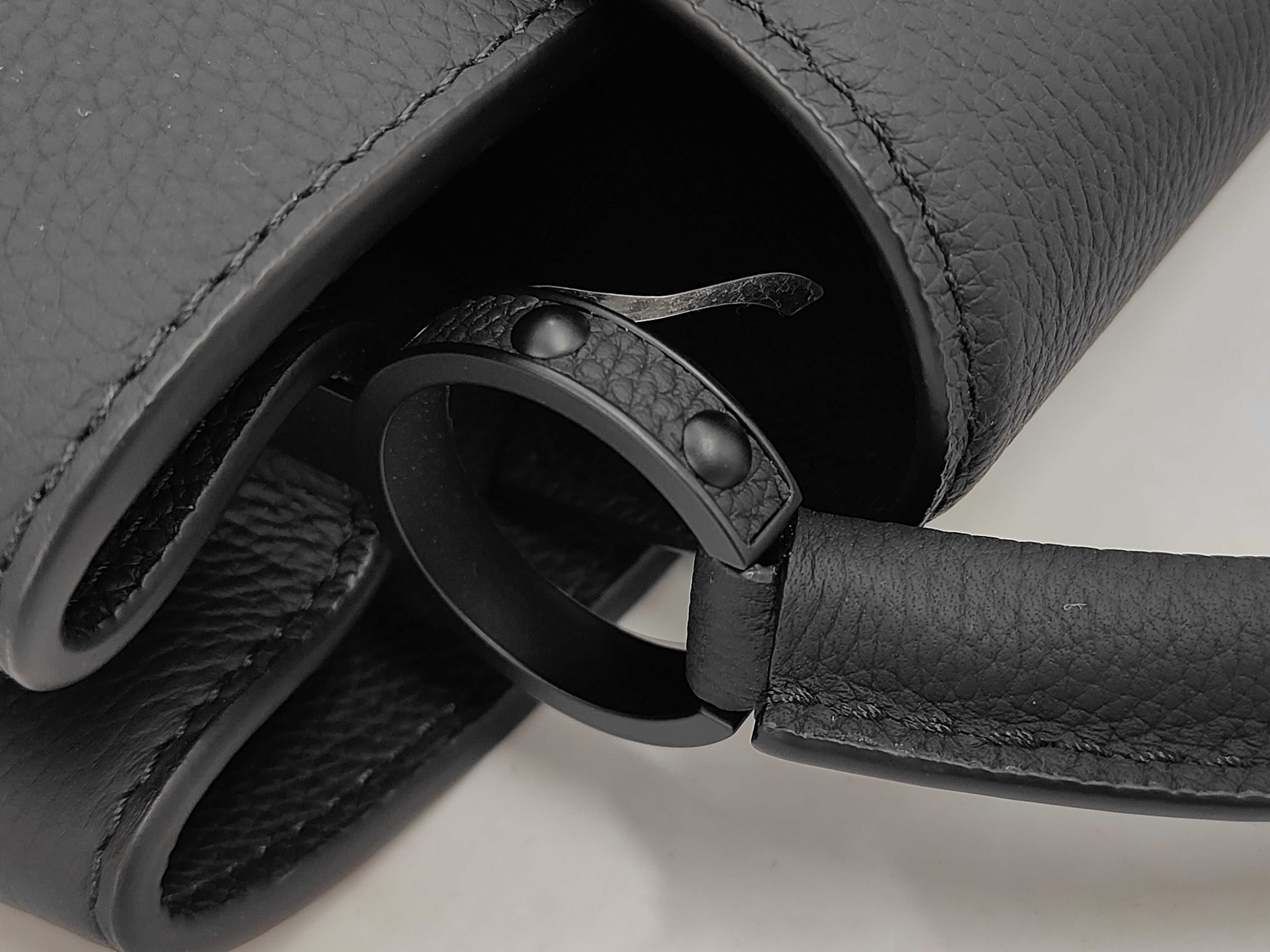 Capucines EW MM M23955 Handbag — view 7