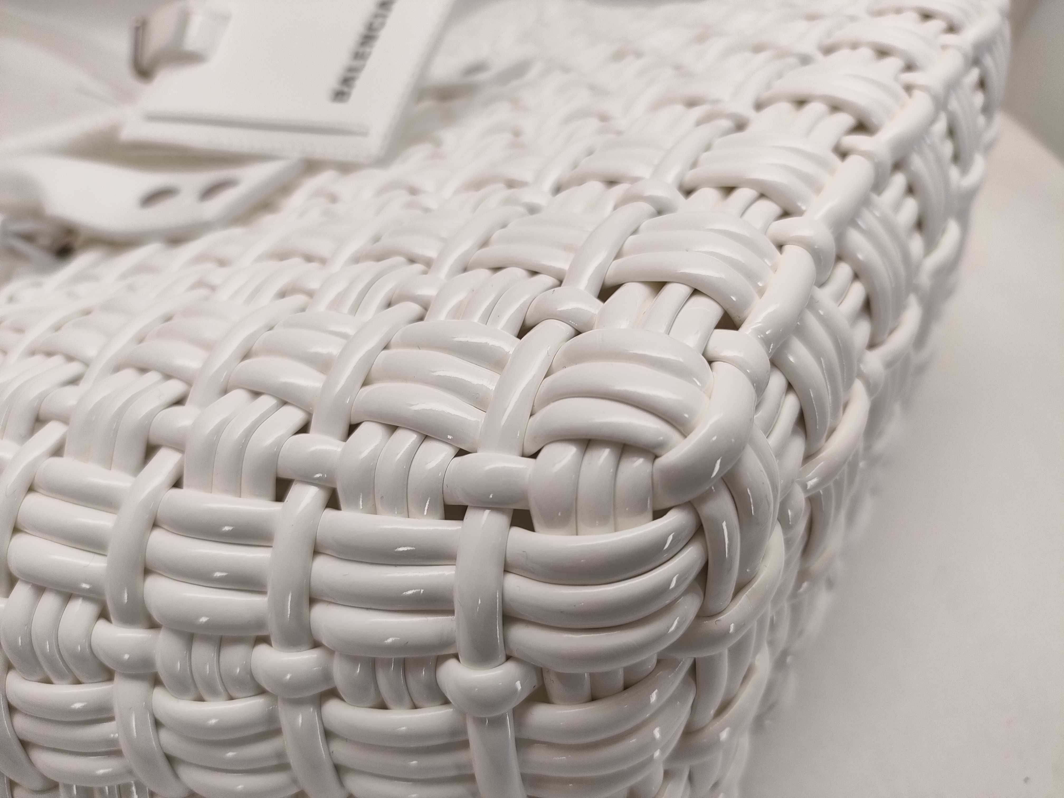 Bistro XS White Handbag — view 6