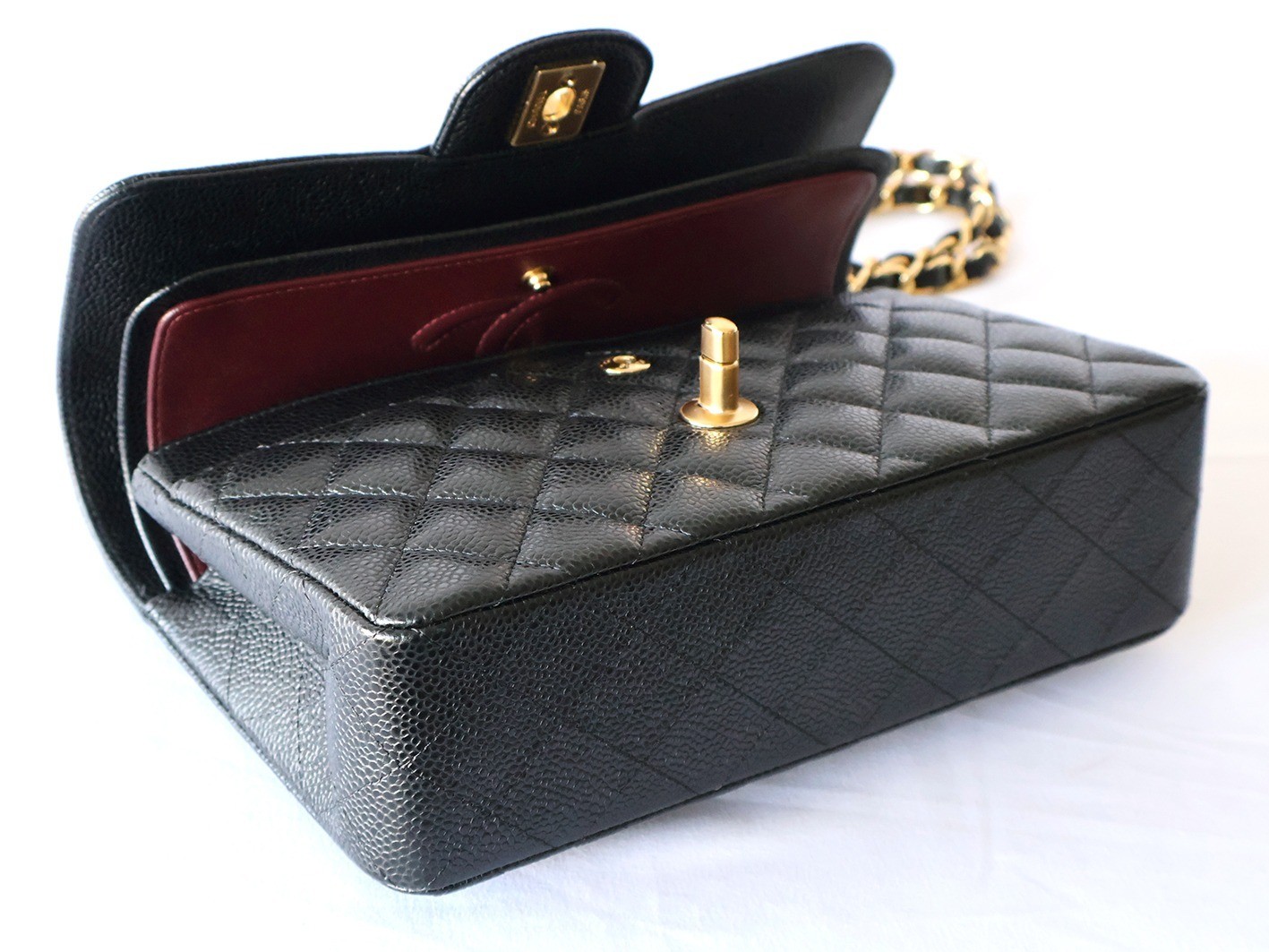 Caviar leather Matelassé 23 Double flap Double chain shoulder bag, black — view 6