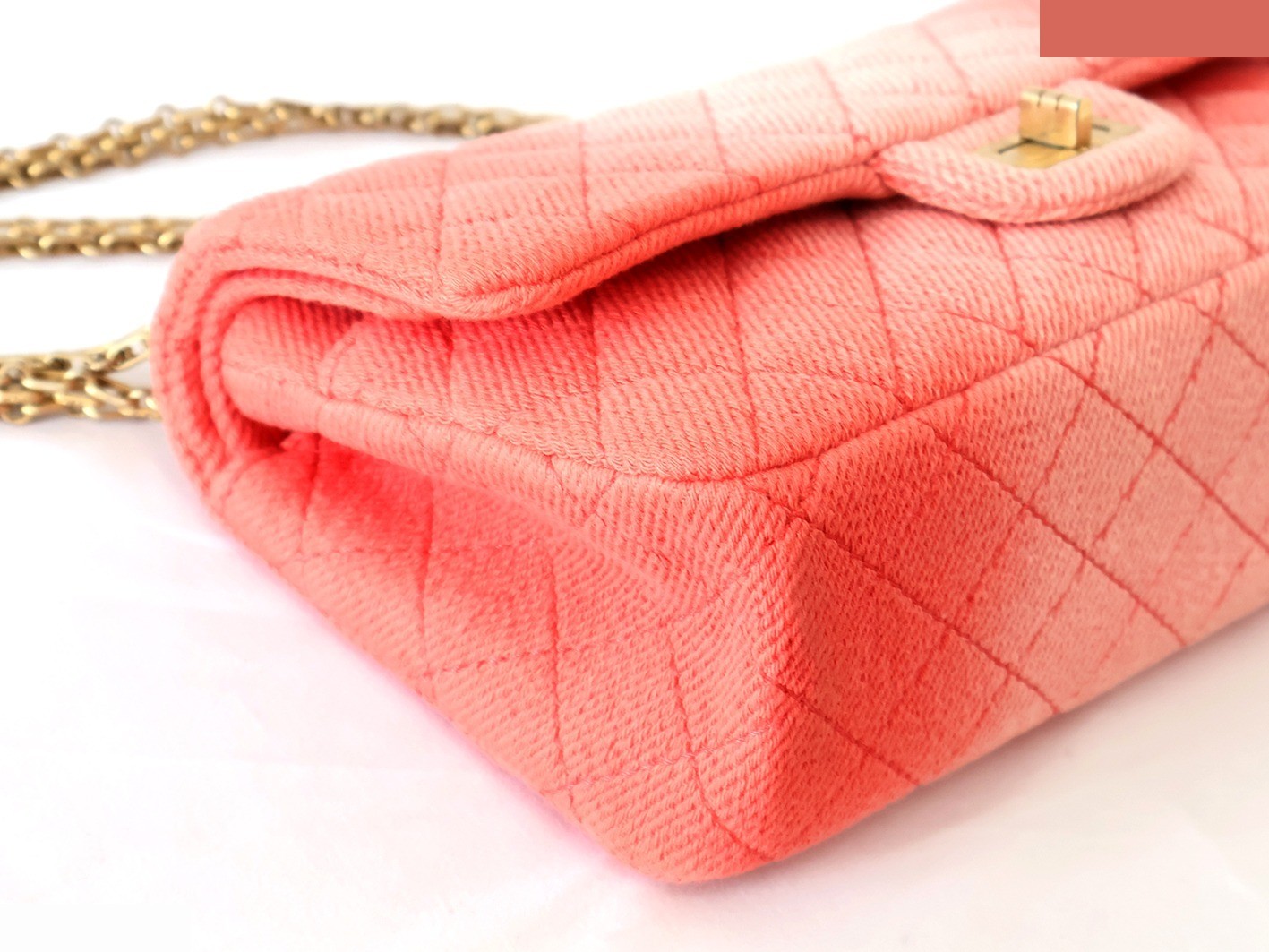Matelassé 25 Double Flap Double Chain Shoulder Bag, Pink — view 3