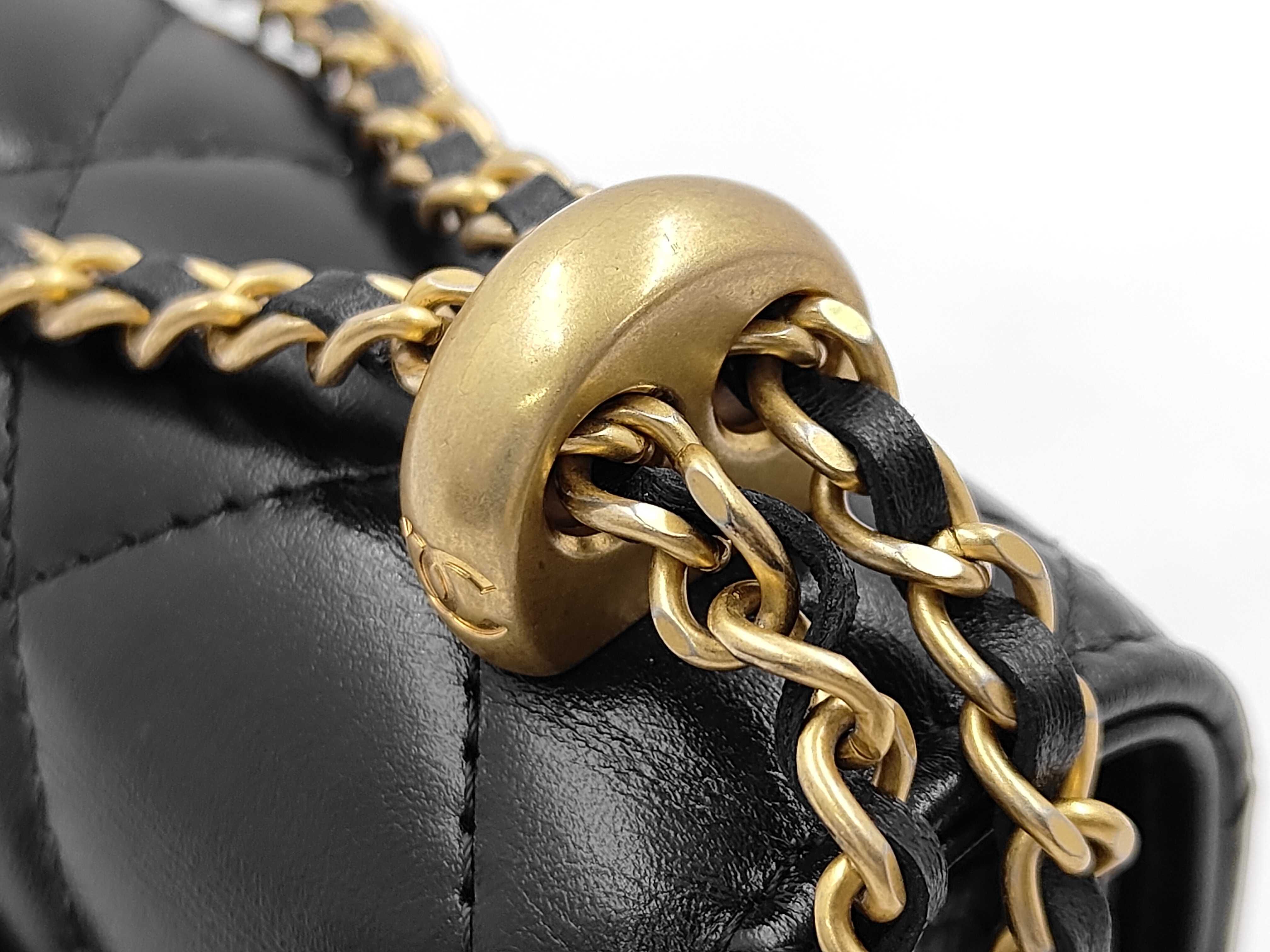 Lambskin Chain Wallet AP2289B06092 Black Gold Hardware Serial Plate Shoulder Bag — view 5