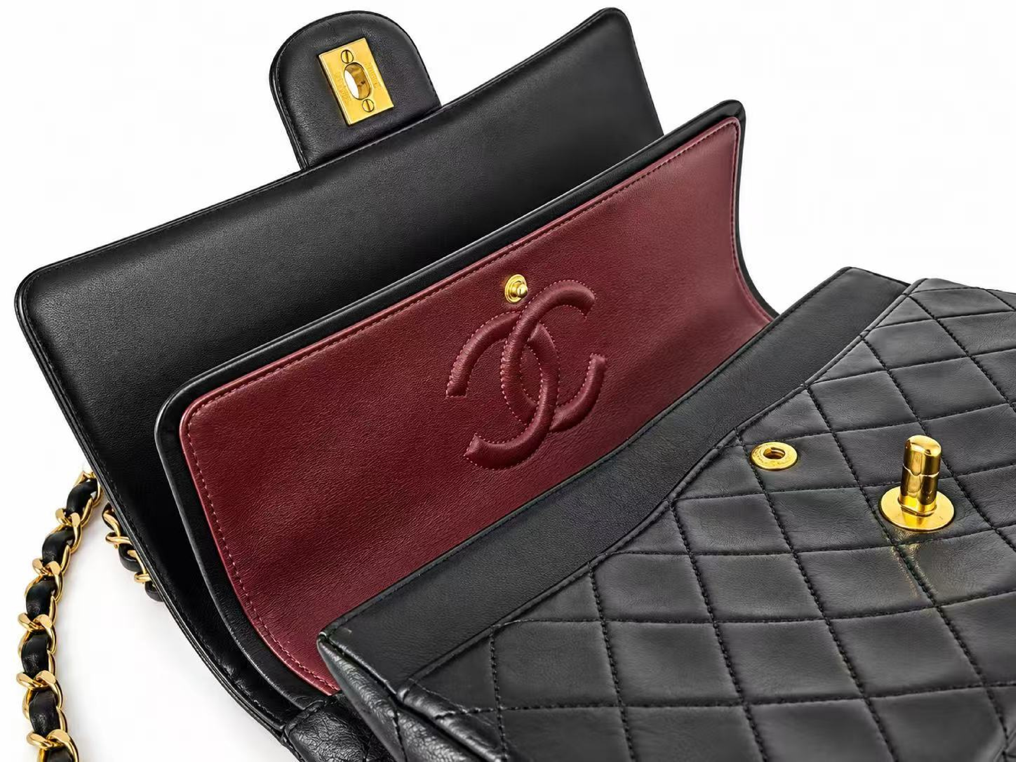 Matelassé 25 Lambskin Double Flap Double Chain Shoulder Bag, Black — view 3