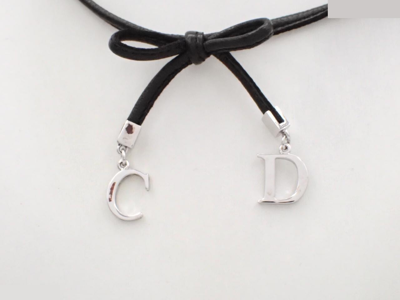 Choker Logo Bracelet