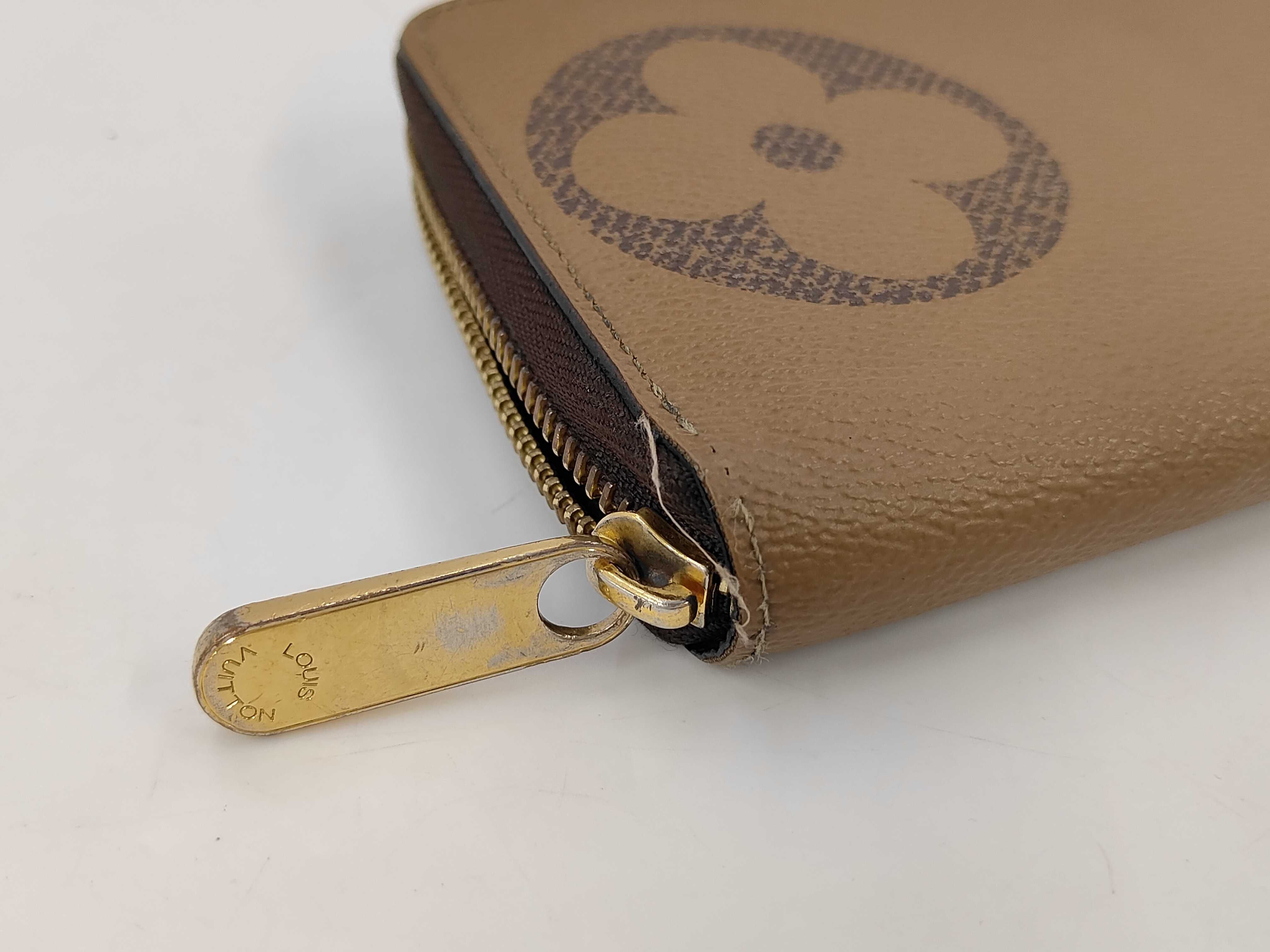 Giant Monogram Zippy Wallet Long Wallet M69353 RFI Wallet — view 3