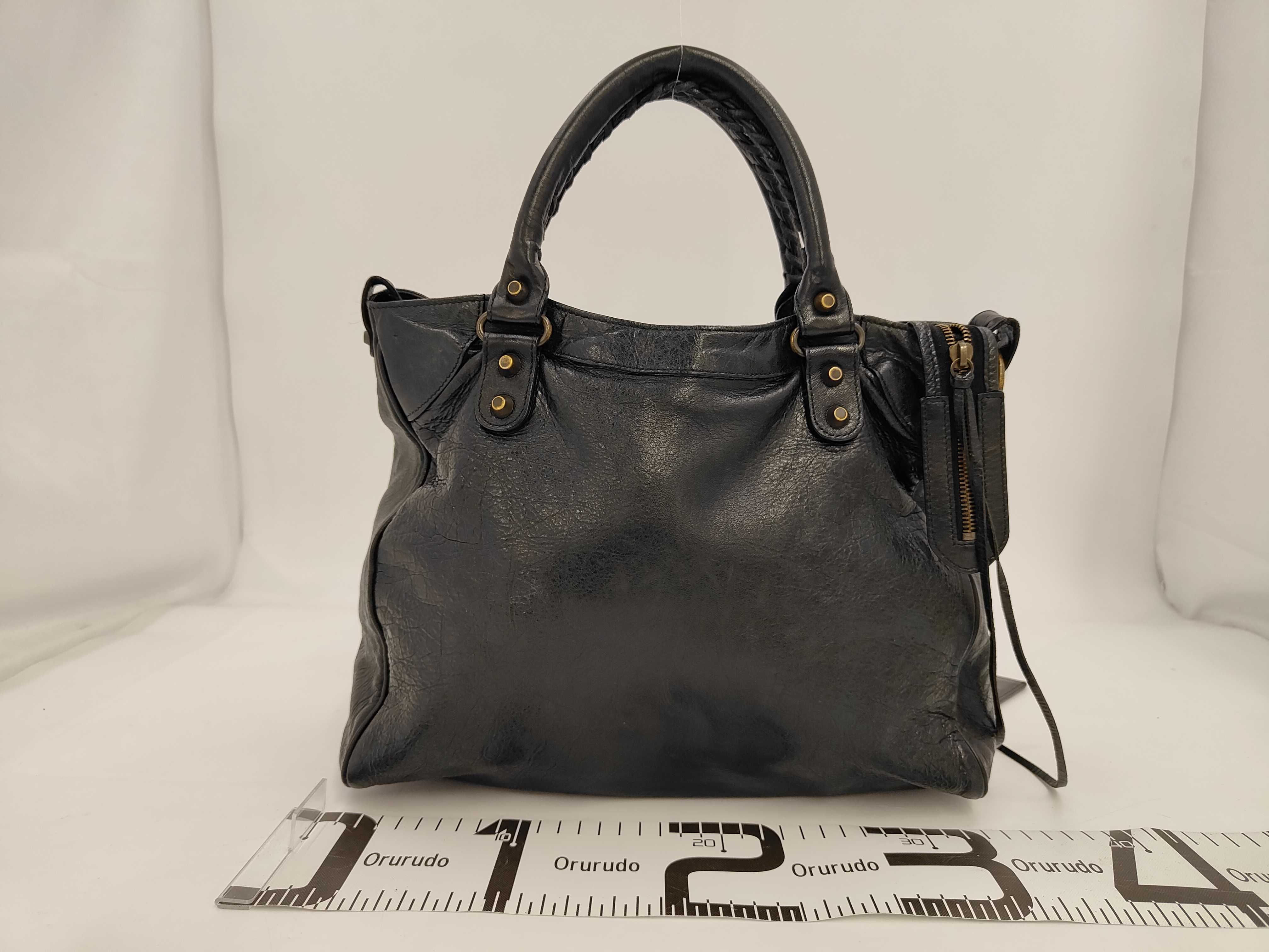 Vero Black Handbag Shoulder Bag Handbag — view 2