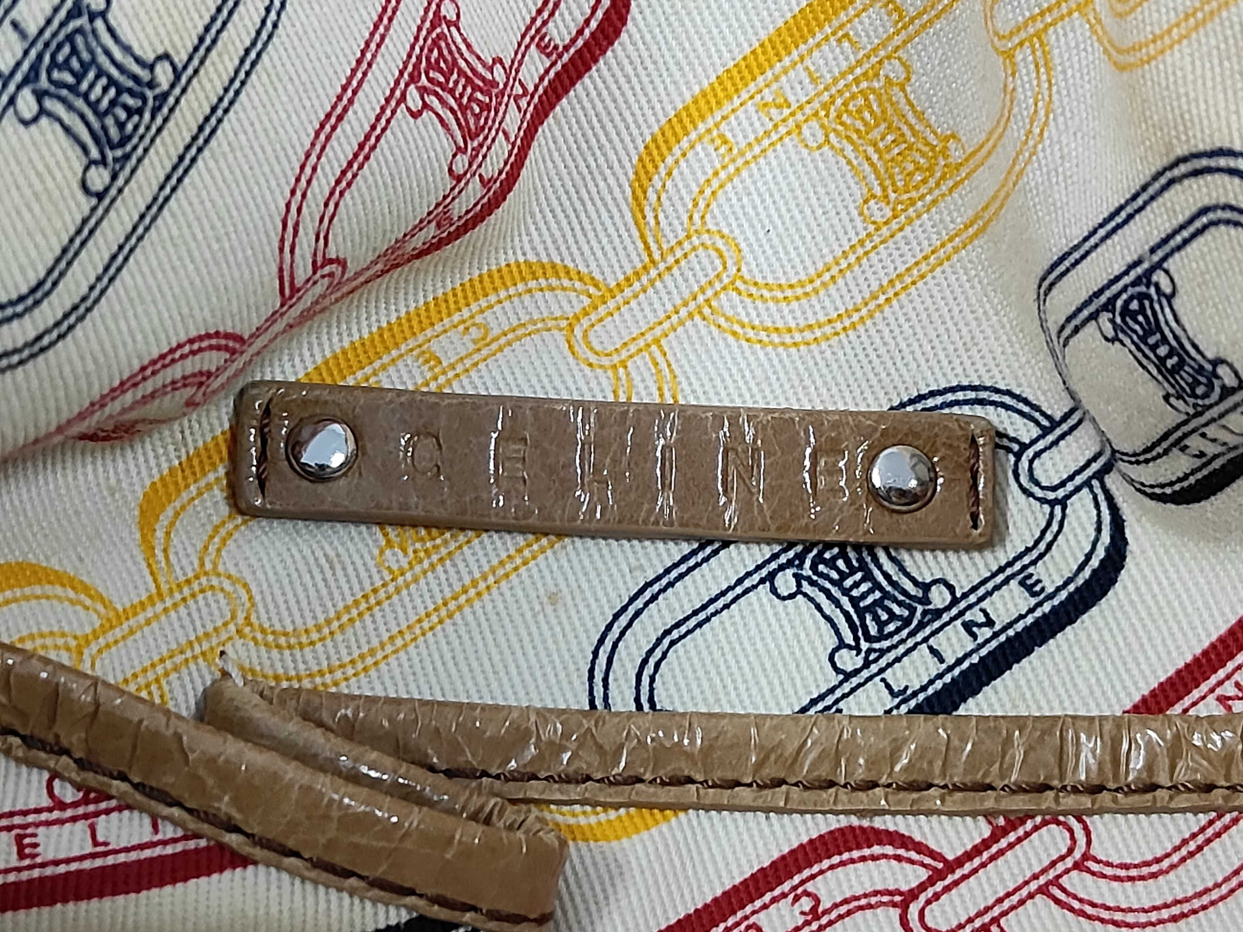 Triomphe Handbag, Leather, Beige — view 9