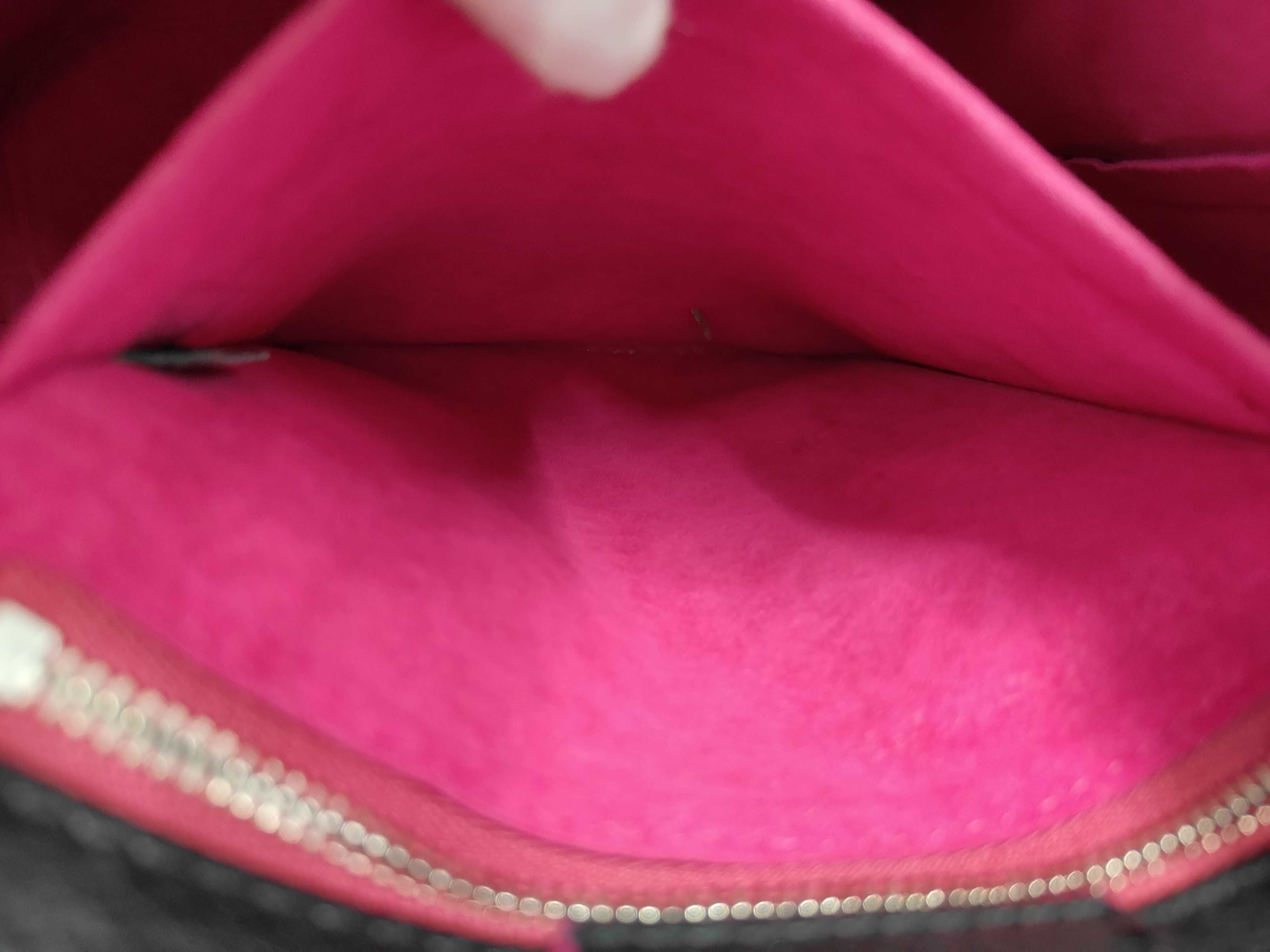 LV Logo Lockme Bucket M54677 IC Black Pink Charm Shoulder Bag — view 10