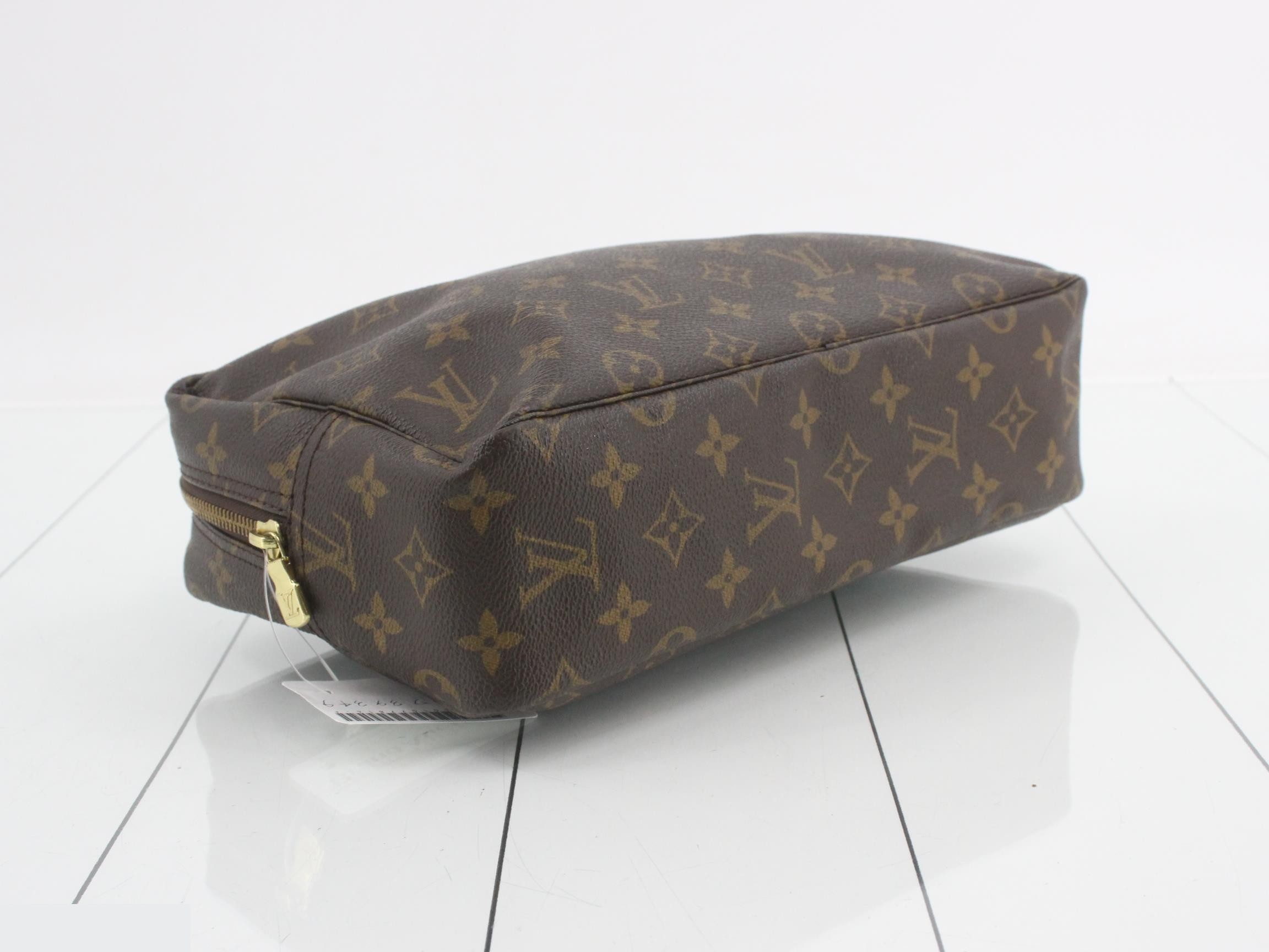 Trousses Toilette 28 Monogram M47522 — view 5