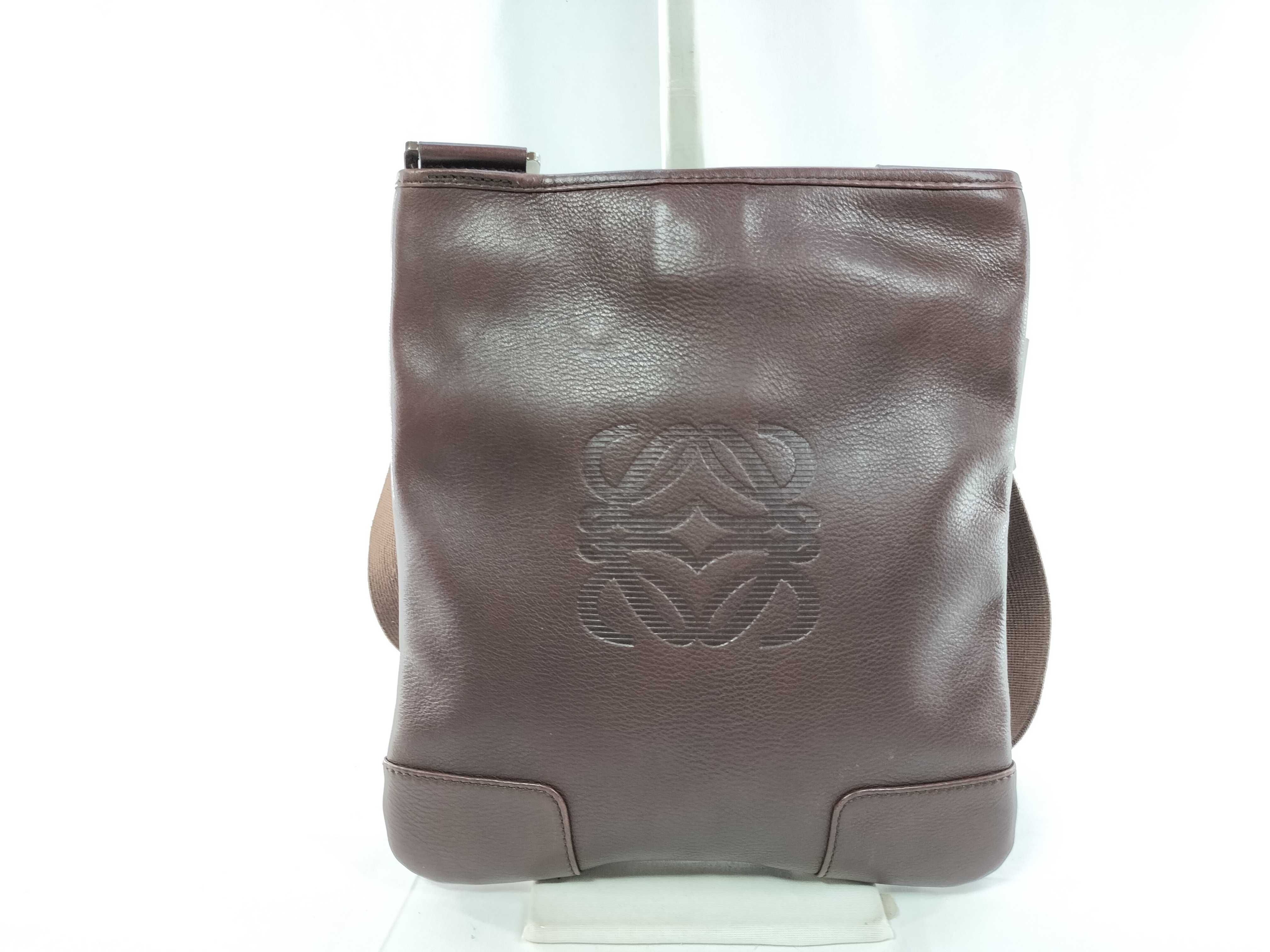 Anagram Leather Shoulder Bag, Brown Shoulder Bag