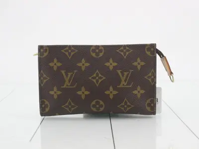 Bucket pouch