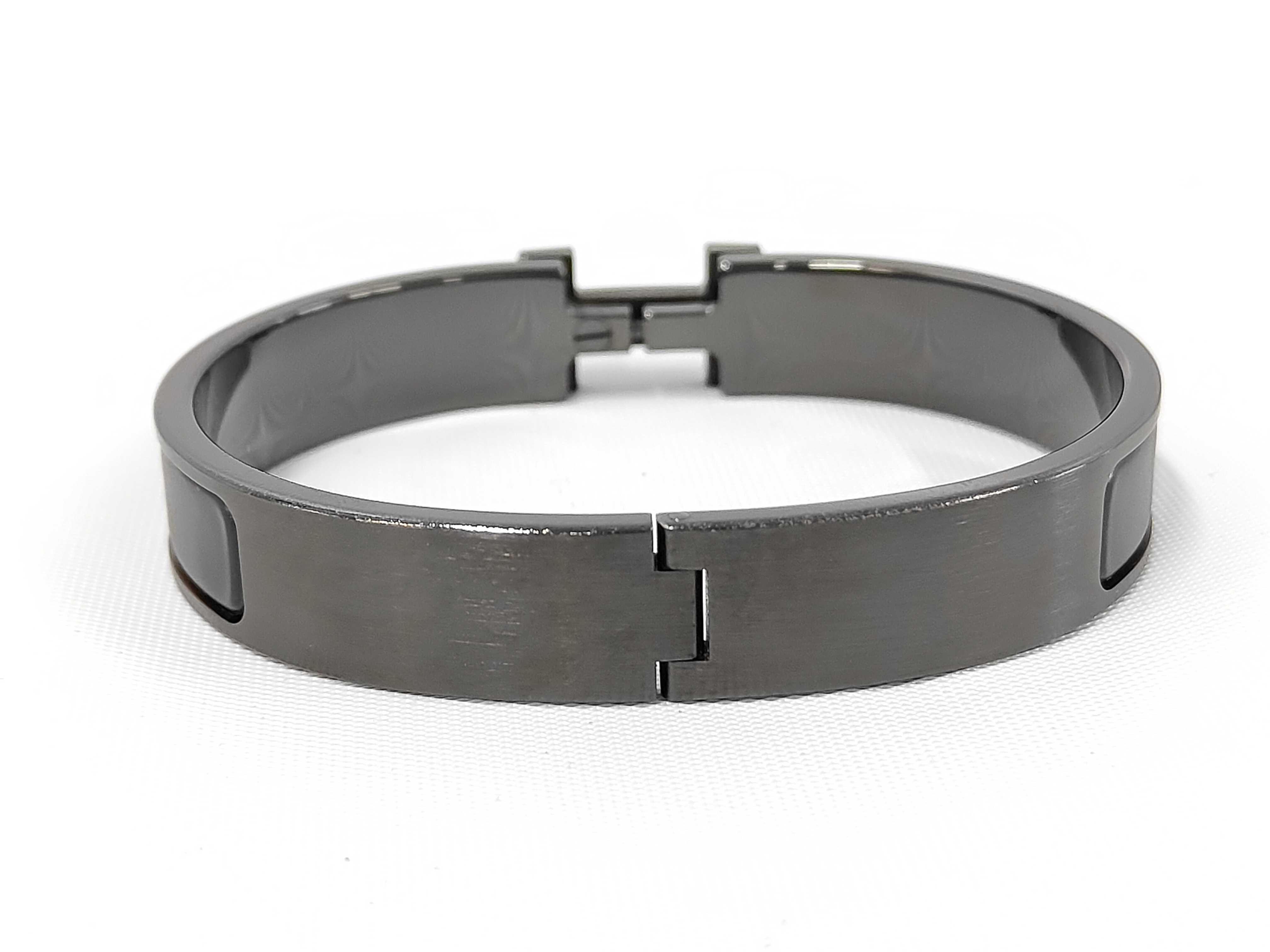 Click H So Black Enamel Bangle Bracelet Bangle — view 2
