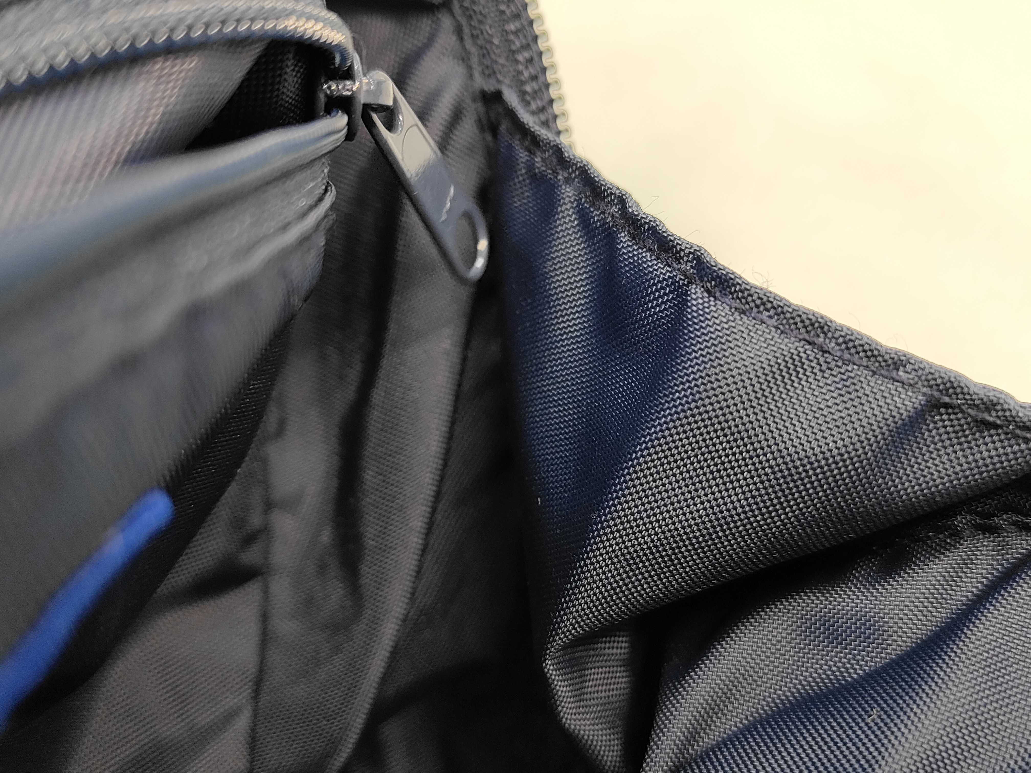 check hand handbag — view 14