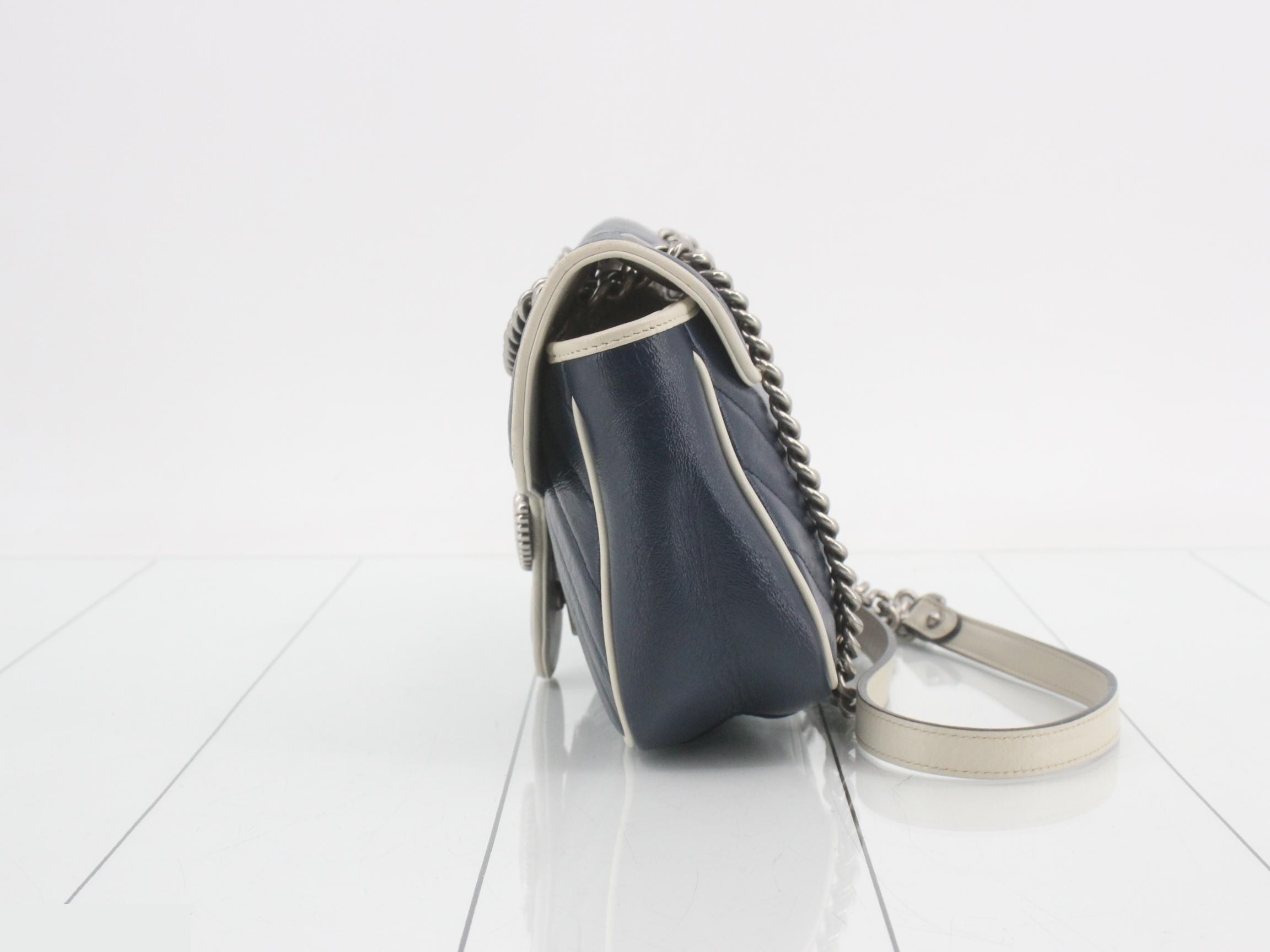 GG Marmont Quilted Shoulder Bag — view 3
