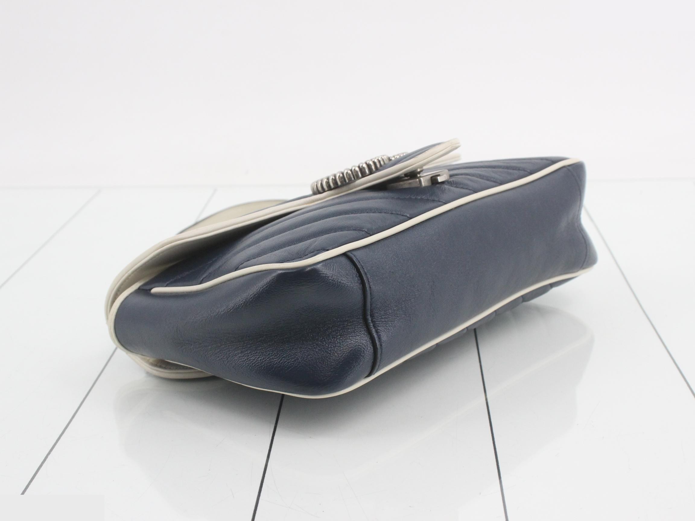 GG Marmont Quilted Shoulder Bag — view 5