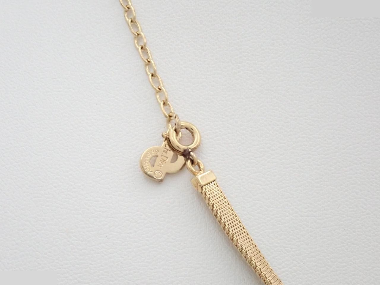 Other line: Precious metal necklaces and pendants, neck circumference approximately 42 cm. — view 2