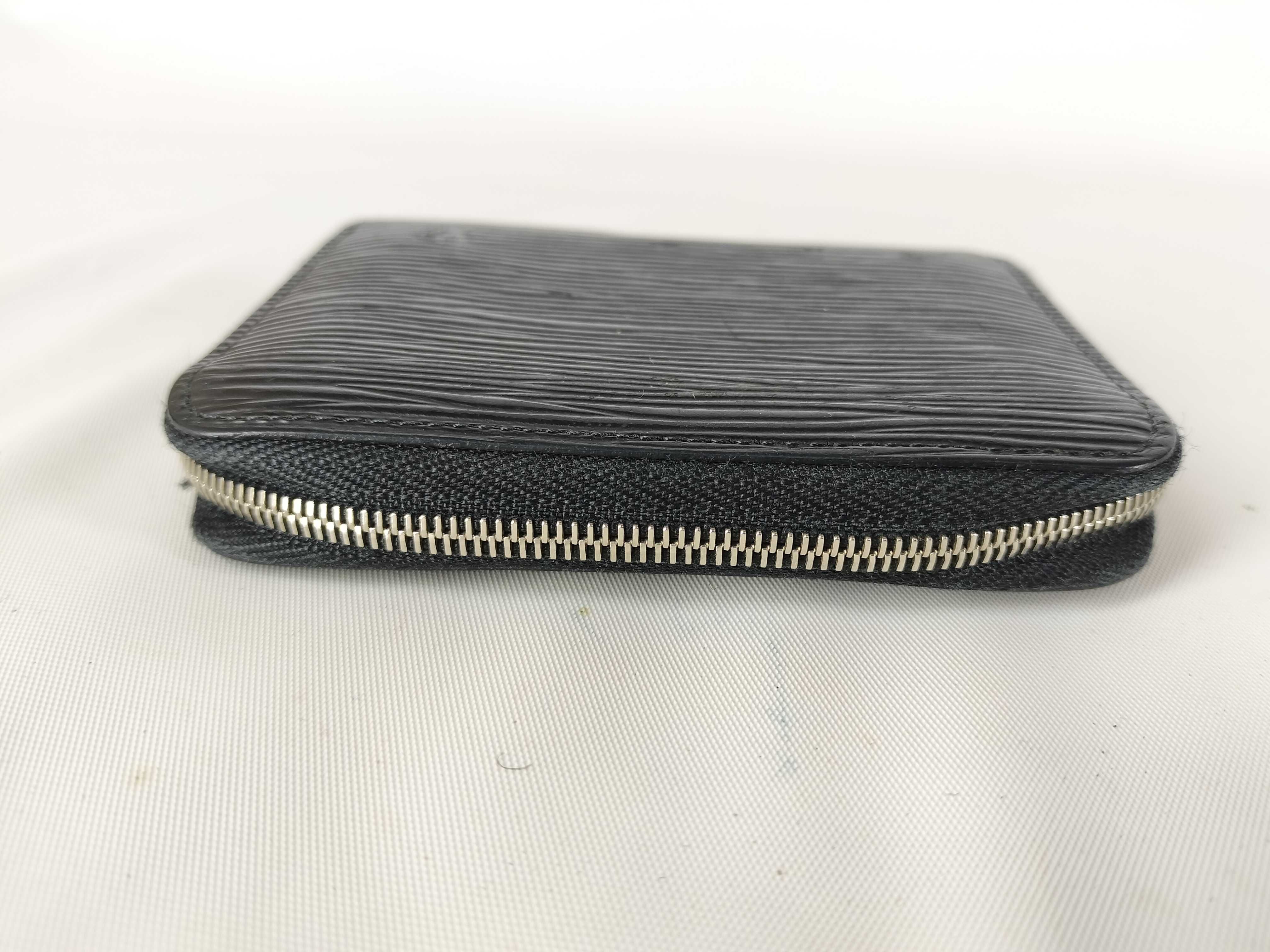 Epi Noir Round Zipper Coin Case Wallet — view 4