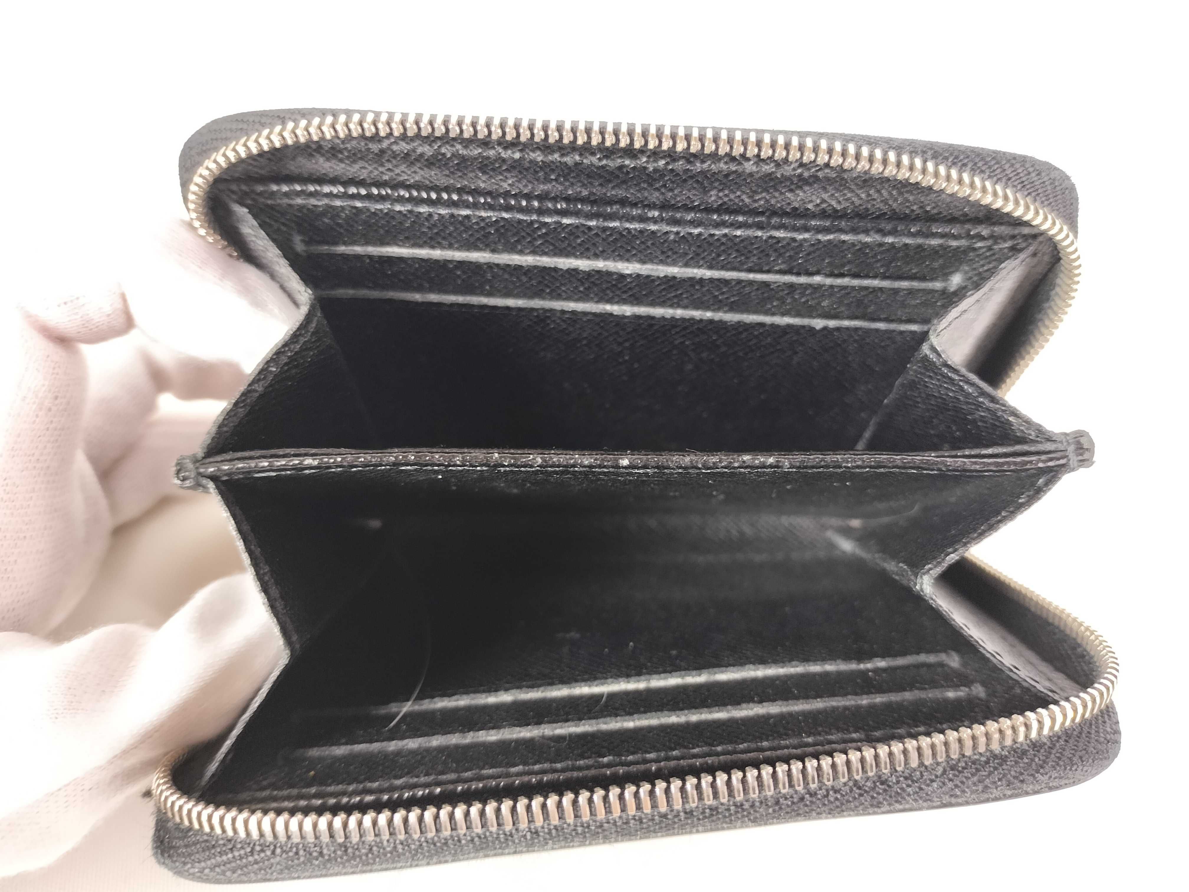 Epi Noir Round Zipper Coin Case Wallet — view 7