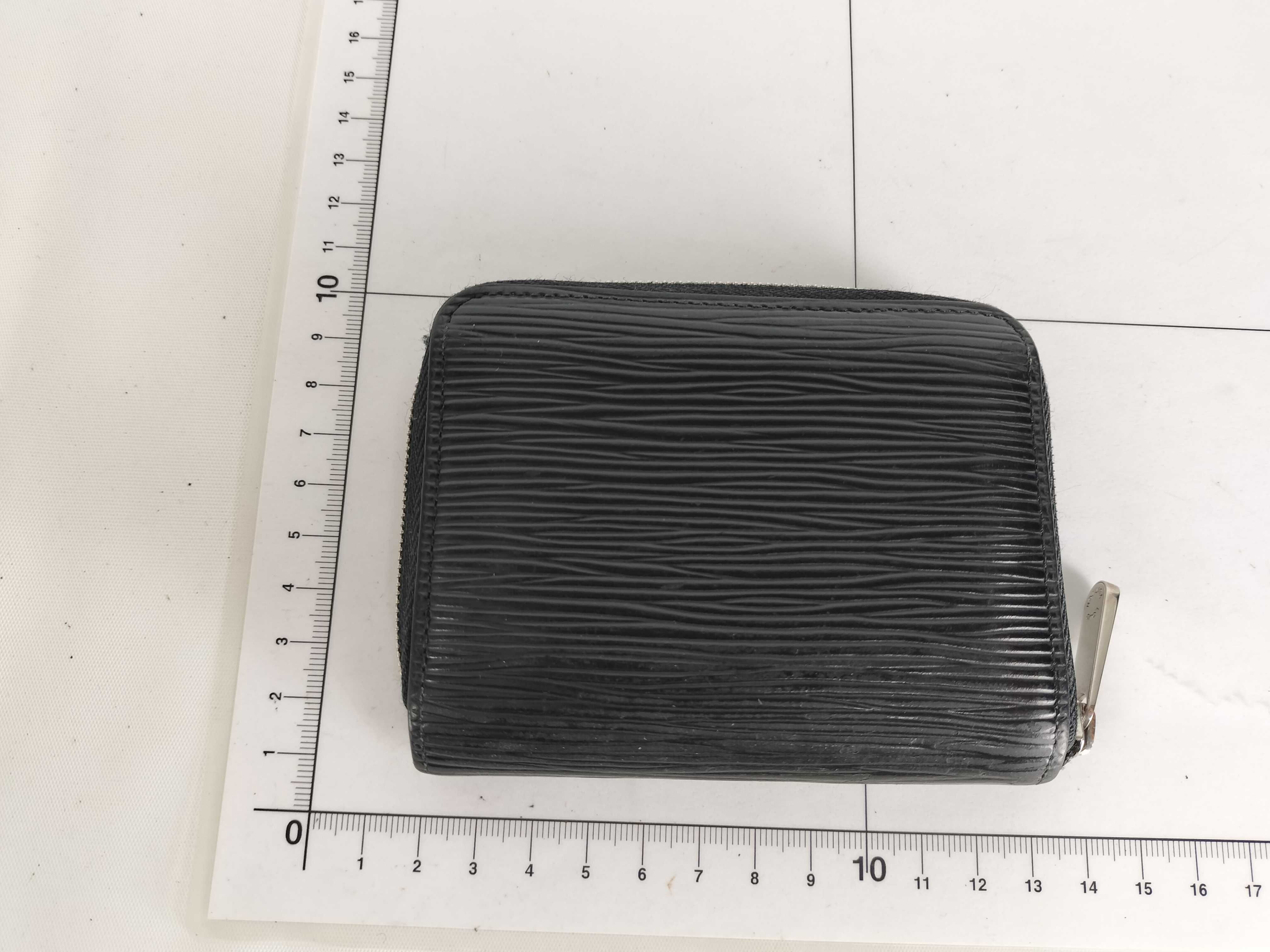 Epi Noir Round Zipper Coin Case Wallet — view 10