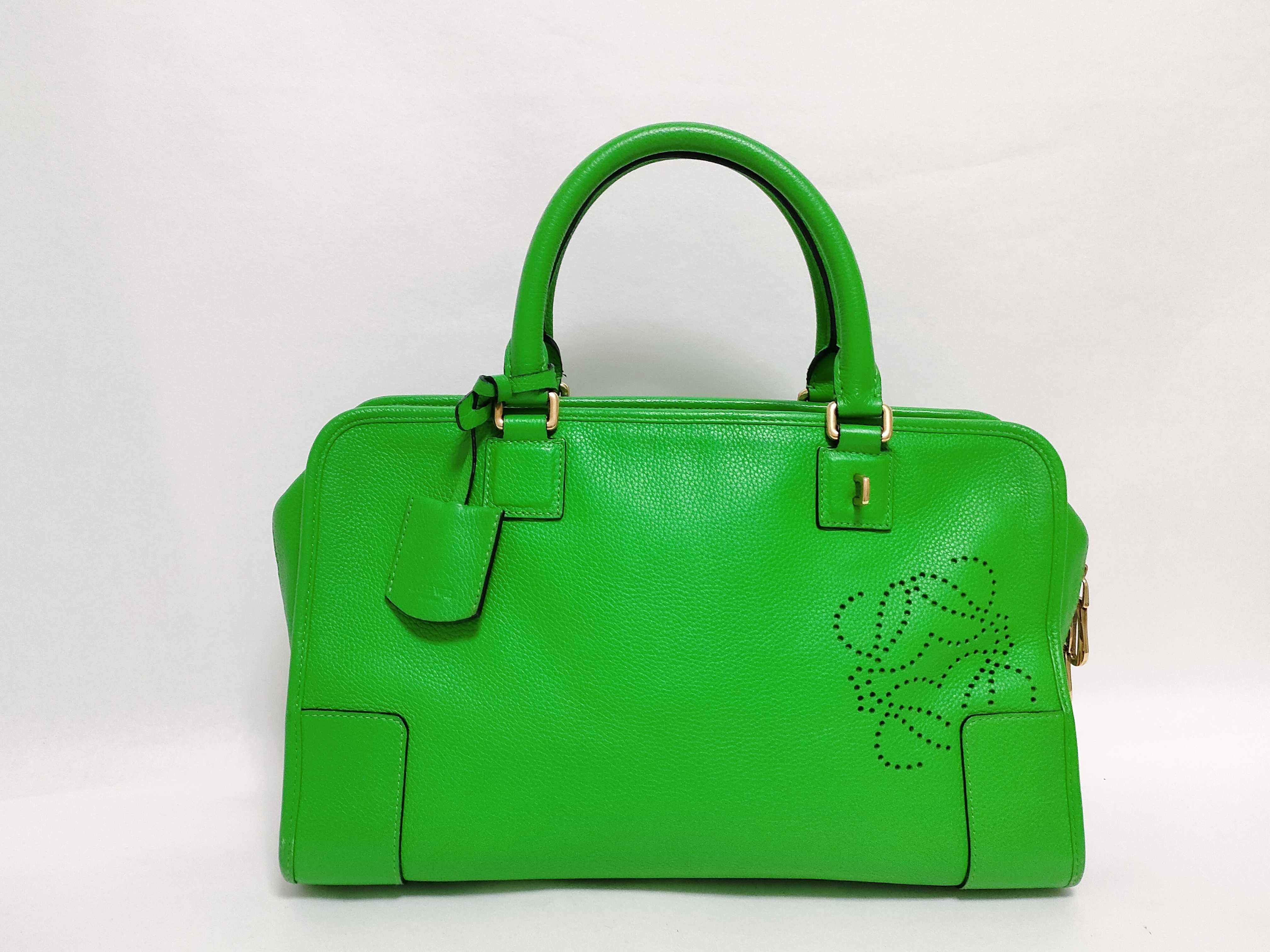Anagram Amazona 36 Leather Handbag with Padlock and Key