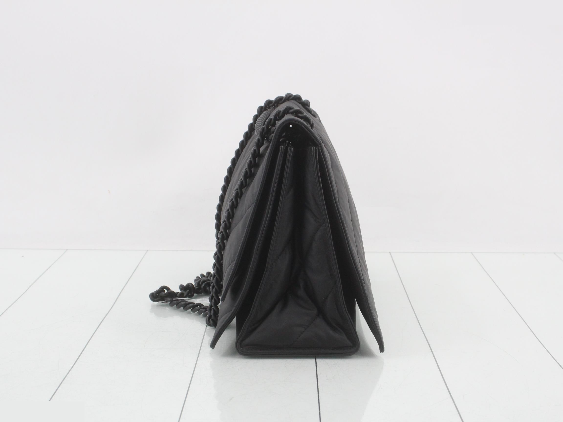 Other lines: Bags and shoulder bags — view 3